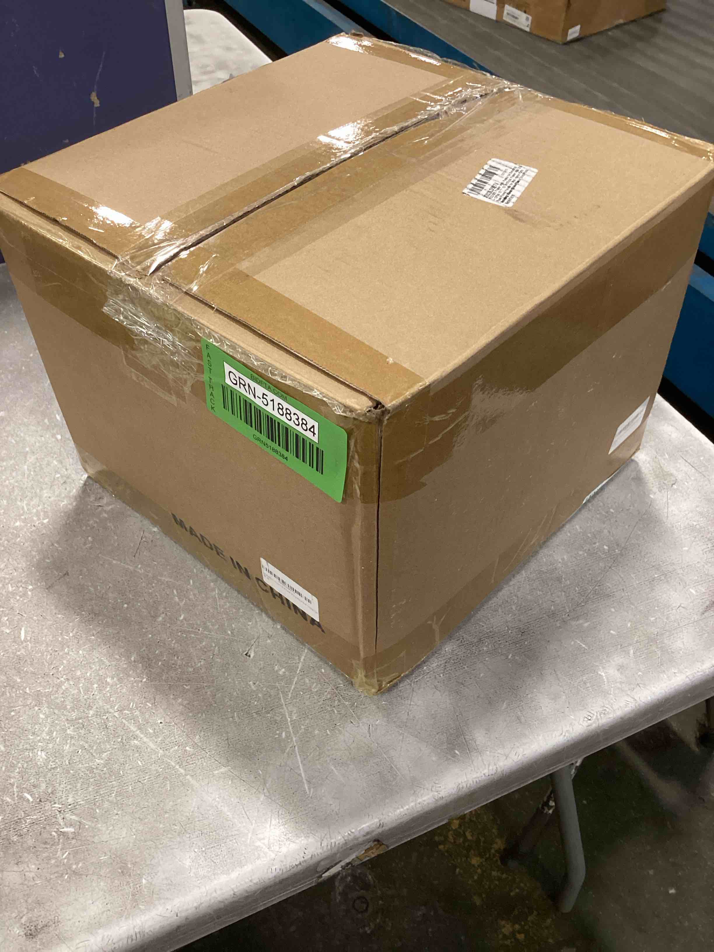 https://s3.amazonaws.com/lotting-images-prod/bidfta/GRN5188384_1721261882776.jpeg