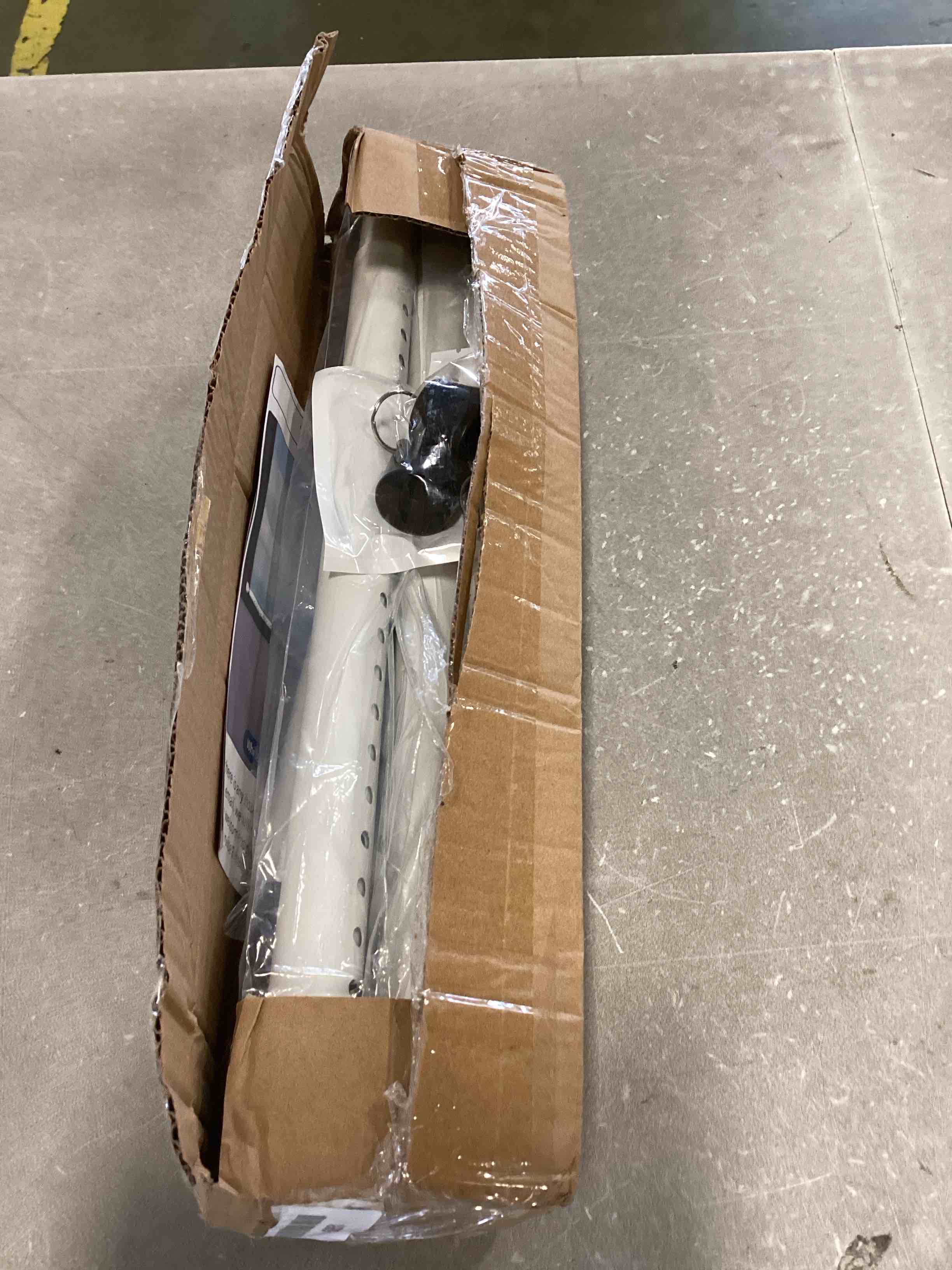 https://s3.amazonaws.com/lotting-images-prod/bidfta/GRN5189520_1721242457321.jpeg