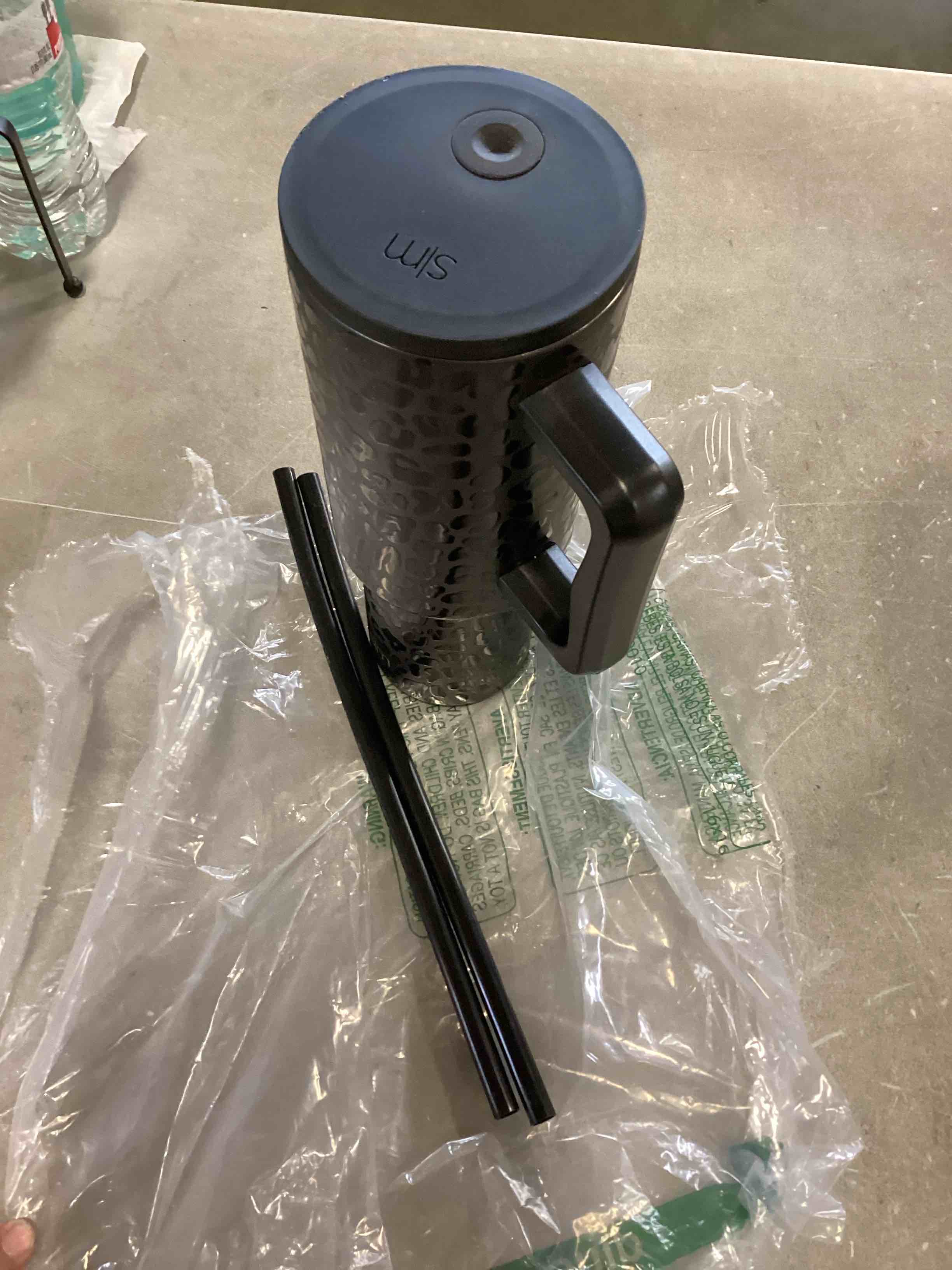 https://s3.amazonaws.com/lotting-images-prod/bidfta/GRN5190094_1721663343681.jpeg