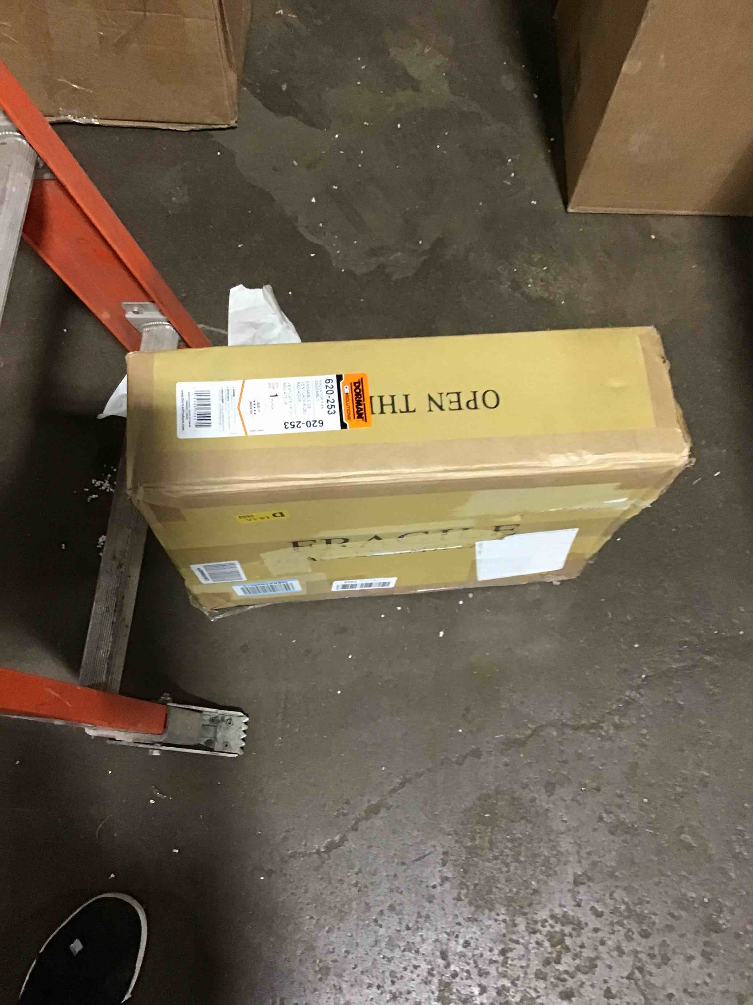 https://s3.amazonaws.com/lotting-images-prod/bidfta/GRN5216984_1696018800458.jpeg