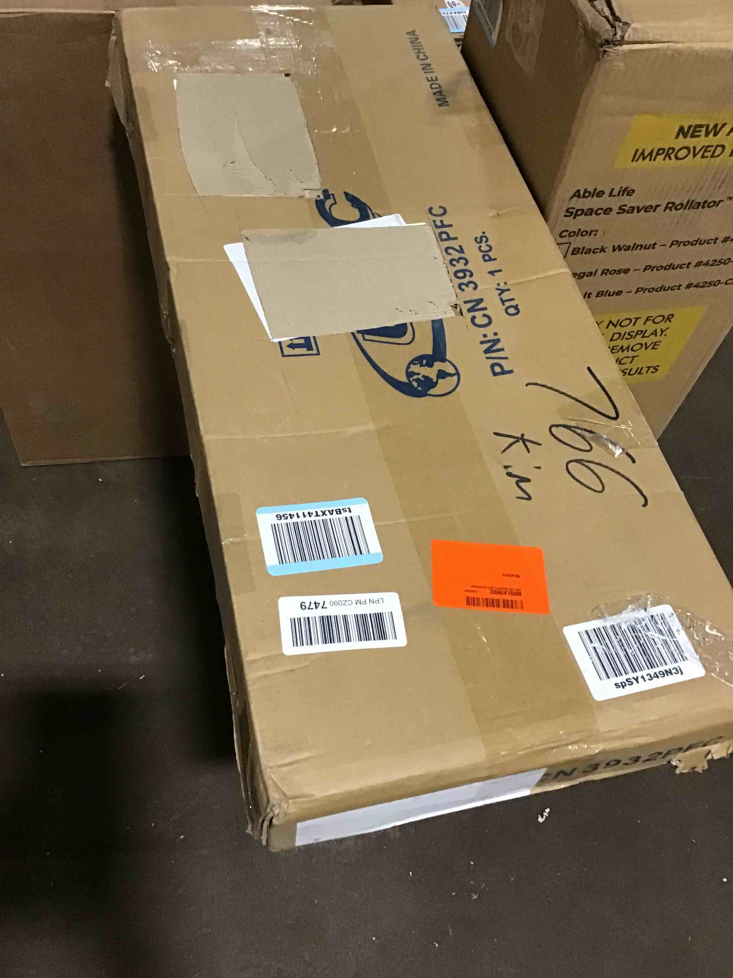 https://s3.amazonaws.com/lotting-images-prod/bidfta/GRN5216985_1696018917265.jpeg