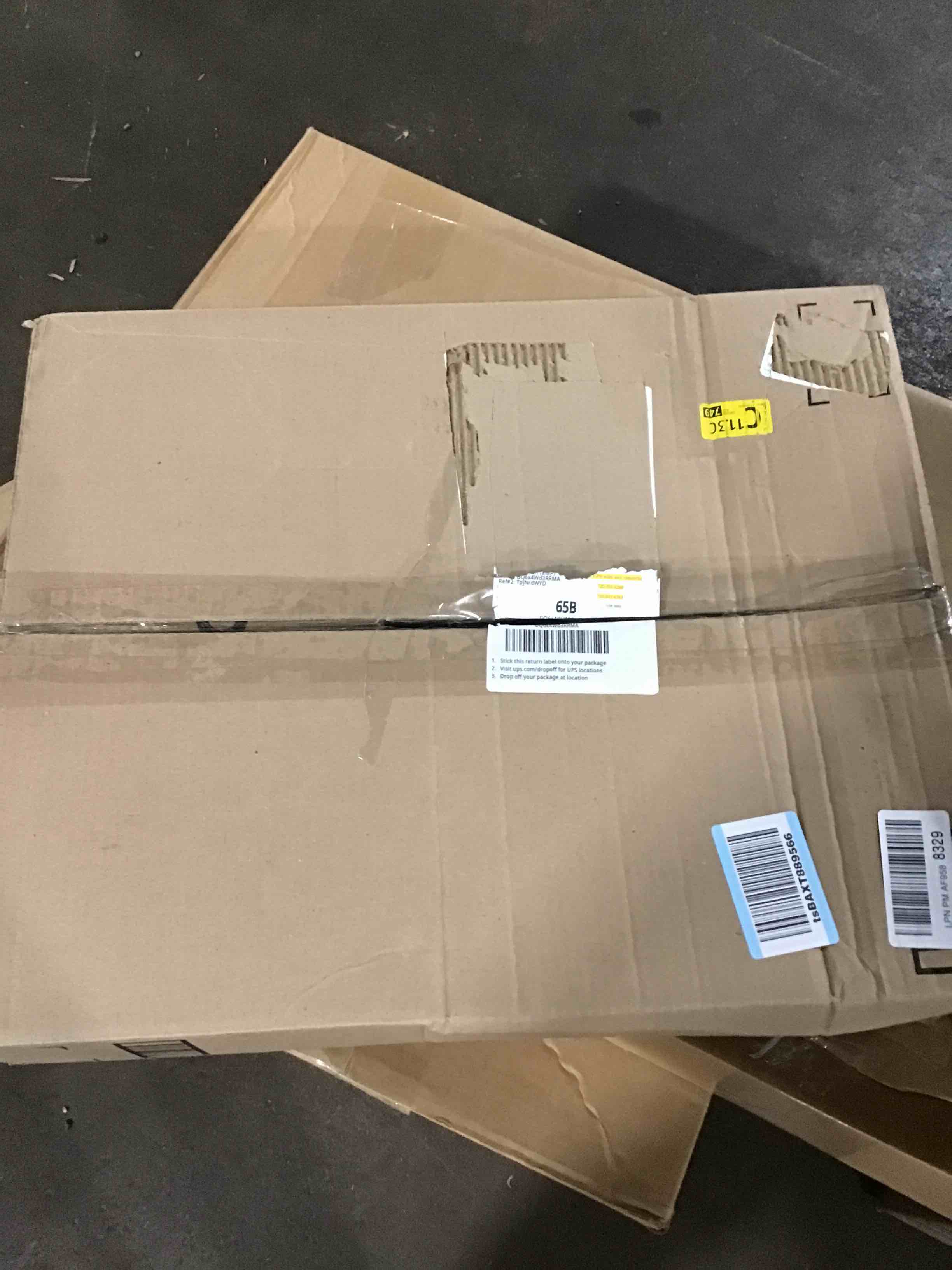 https://s3.amazonaws.com/lotting-images-prod/bidfta/GRN5216994_1696249364113.jpeg