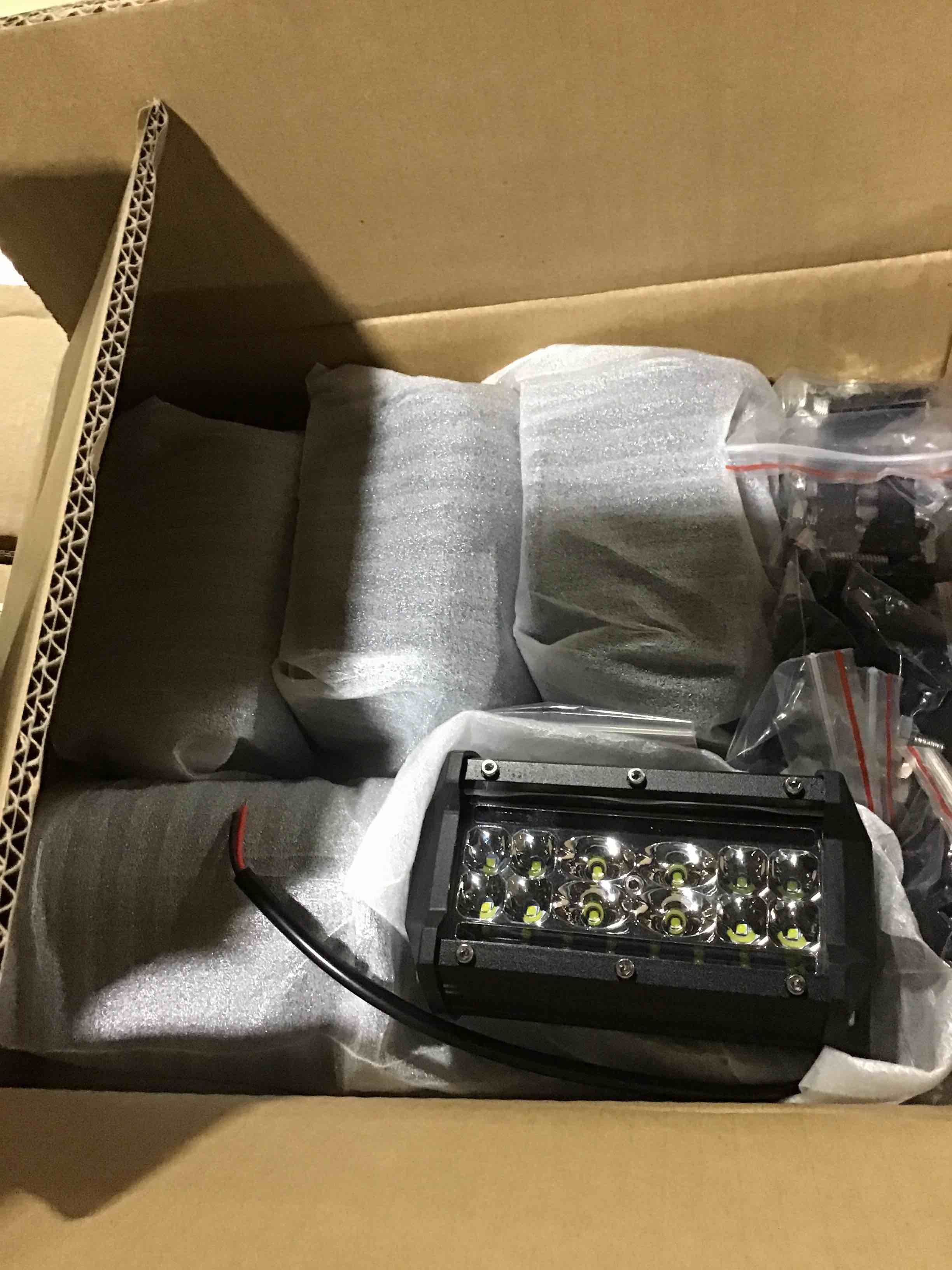 https://s3.amazonaws.com/lotting-images-prod/bidfta/GRN5217412_1696615666350.jpeg