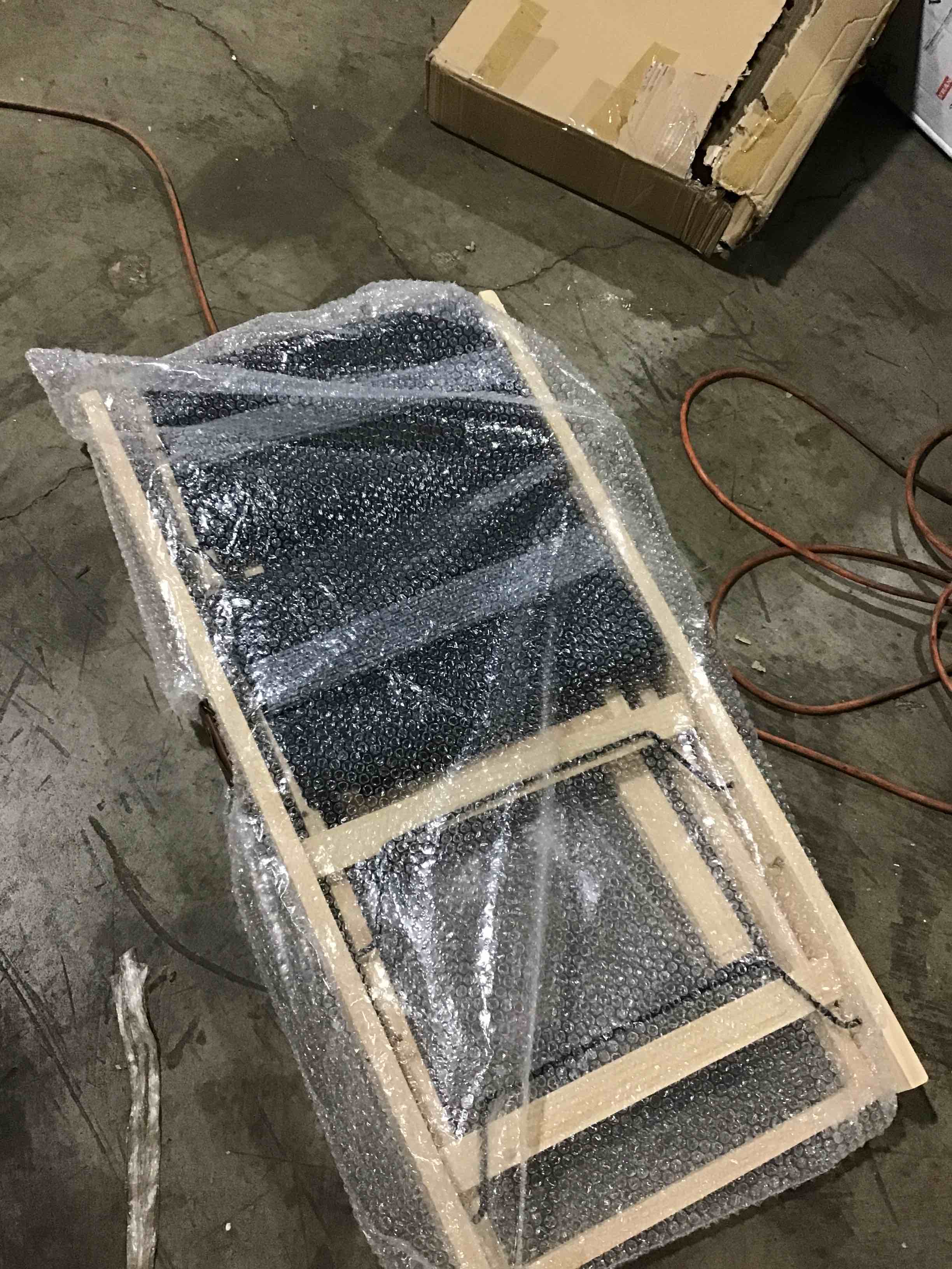 https://s3.amazonaws.com/lotting-images-prod/bidfta/GRN5218446_1696855052846.jpeg