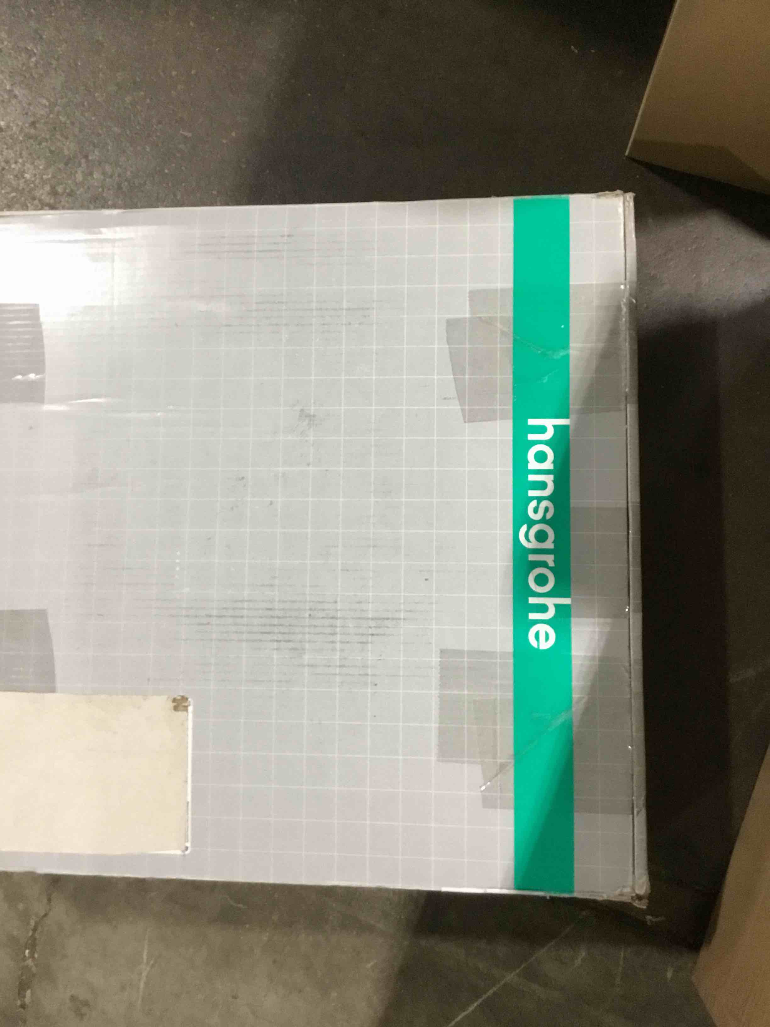 https://s3.amazonaws.com/lotting-images-prod/bidfta/GRN5220209_1698084891638.jpeg
