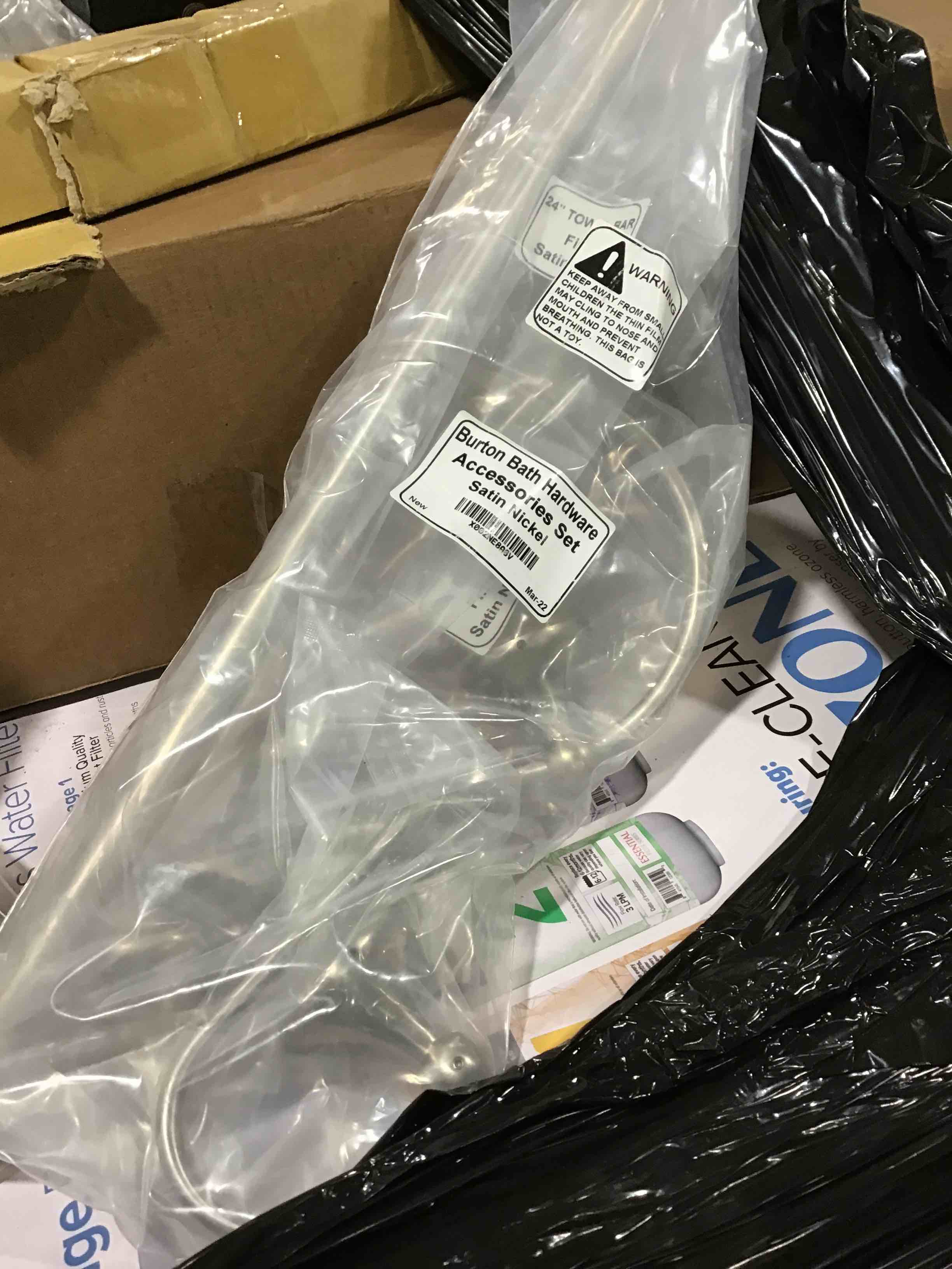 https://s3.amazonaws.com/lotting-images-prod/bidfta/GRN5221643_1698153407613.jpeg