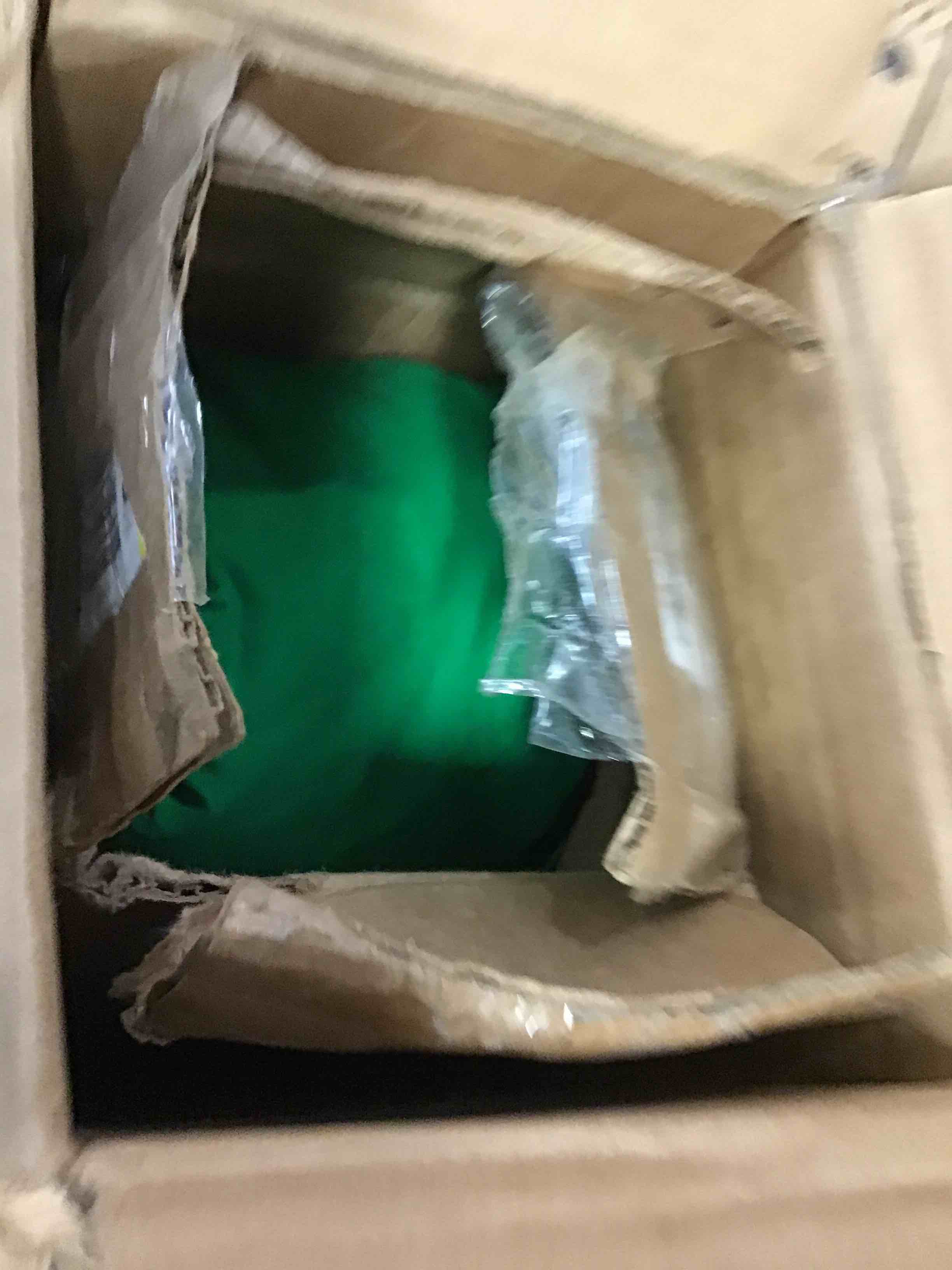 https://s3.amazonaws.com/lotting-images-prod/bidfta/GRN5231260_1692975191225.jpeg
