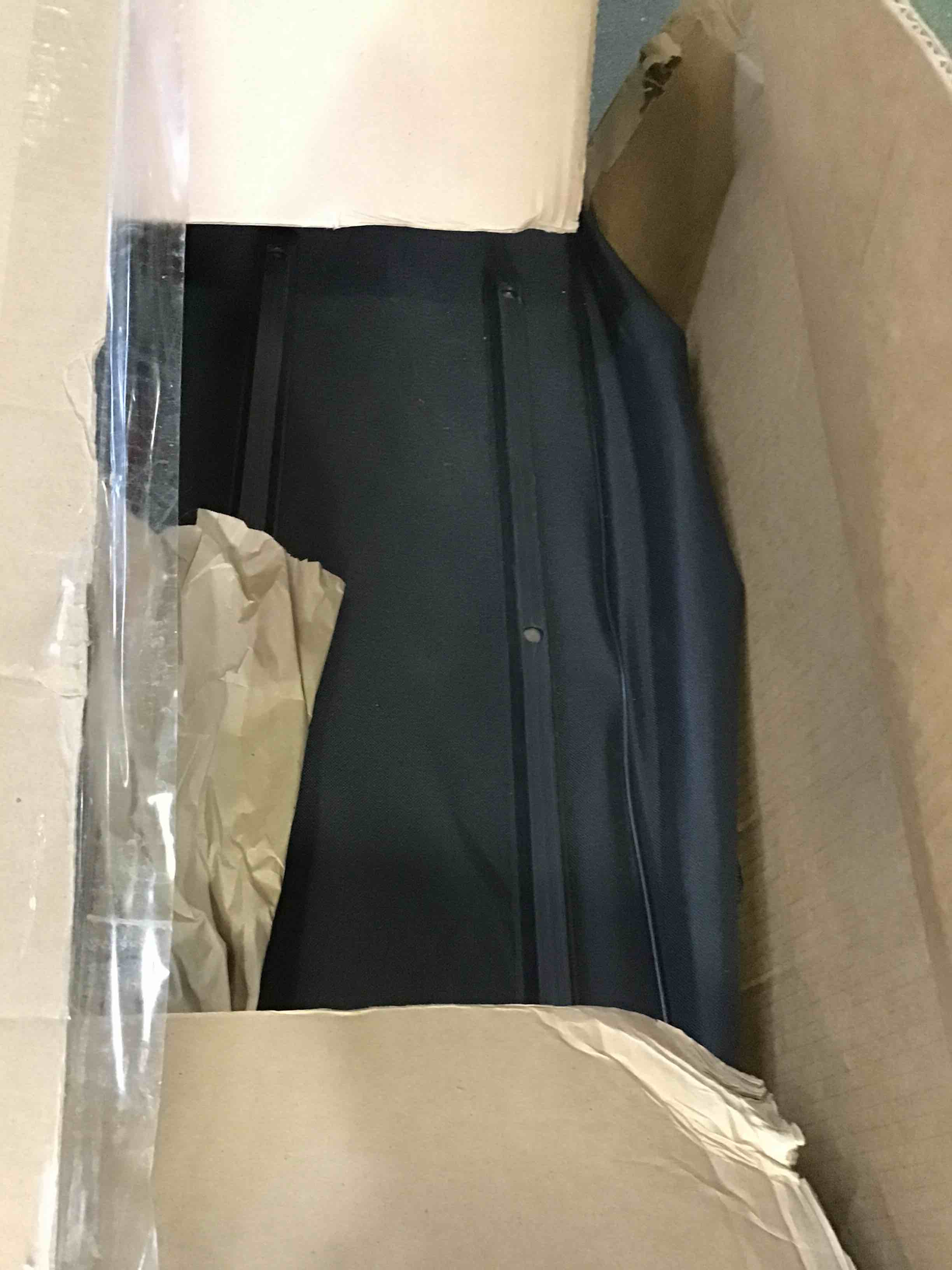 https://s3.amazonaws.com/lotting-images-prod/bidfta/GRN5232057_1693408664678.jpeg