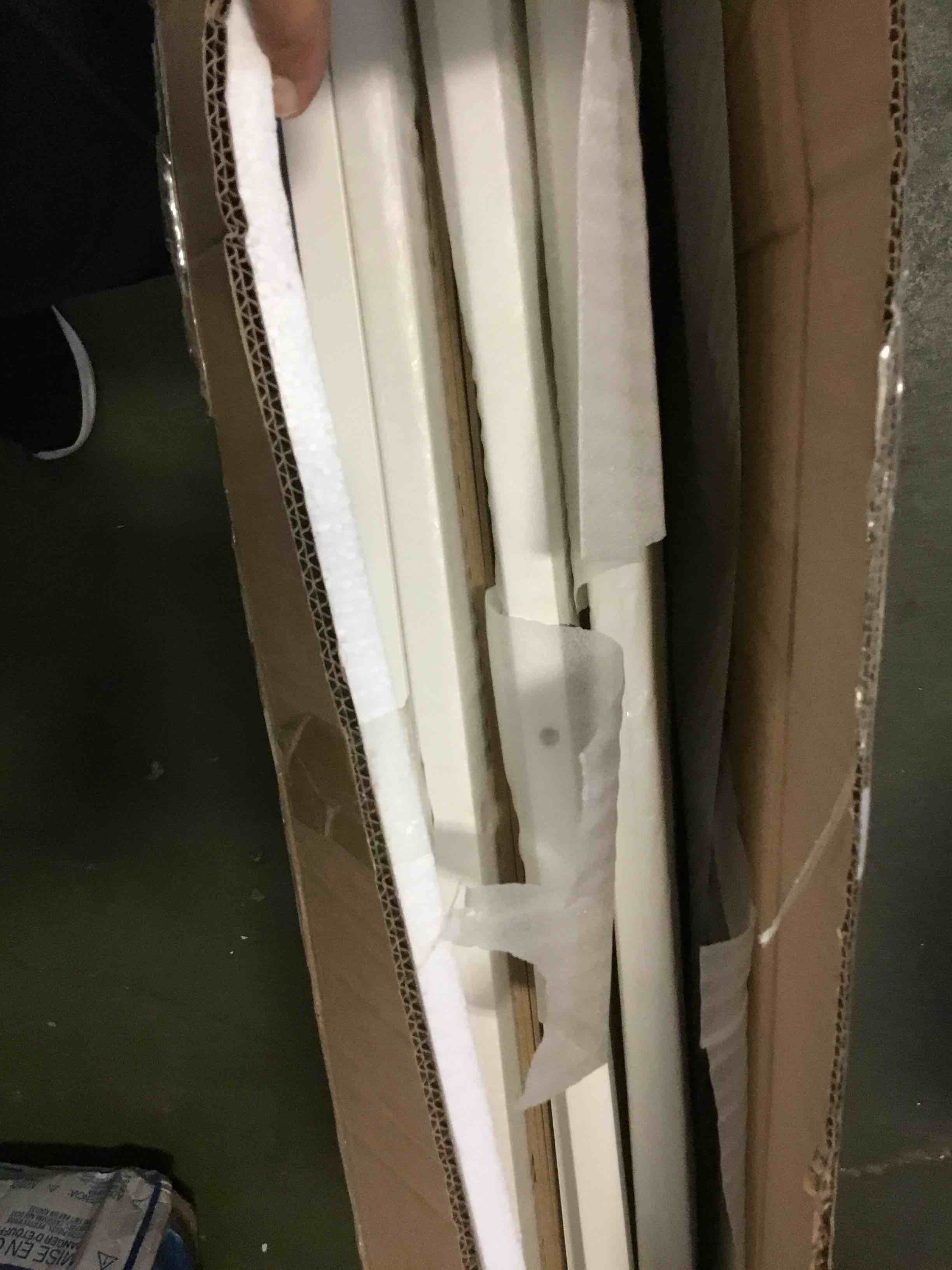 https://s3.amazonaws.com/lotting-images-prod/bidfta/GRN5234273_1692283496089.jpeg