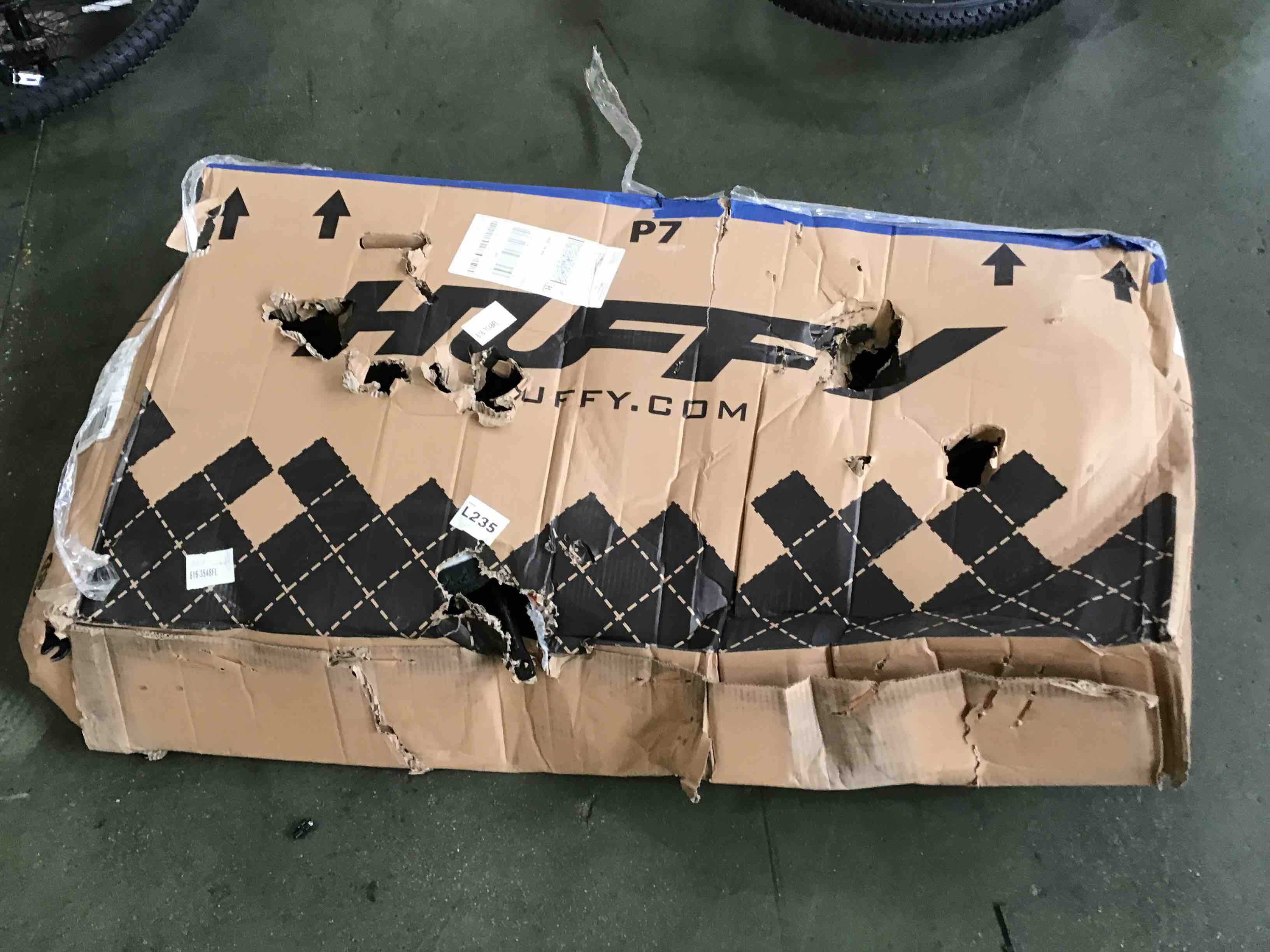 https://s3.amazonaws.com/lotting-images-prod/bidfta/GRN5234671_1692448217953.jpeg