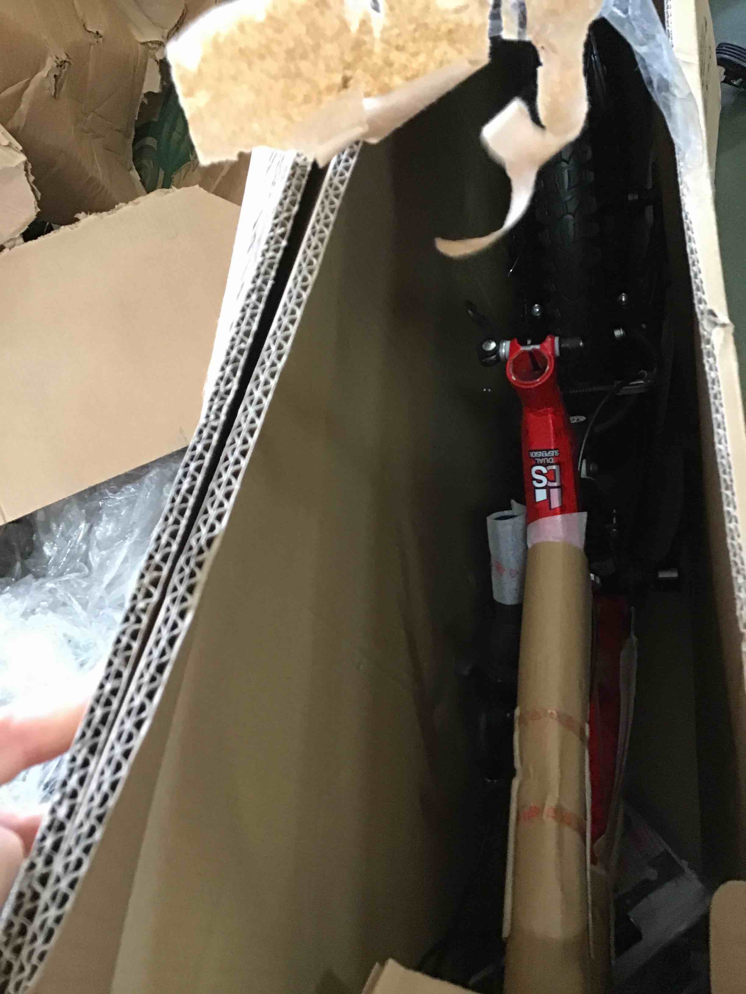 https://s3.amazonaws.com/lotting-images-prod/bidfta/GRN5234672_1692448444718.jpeg