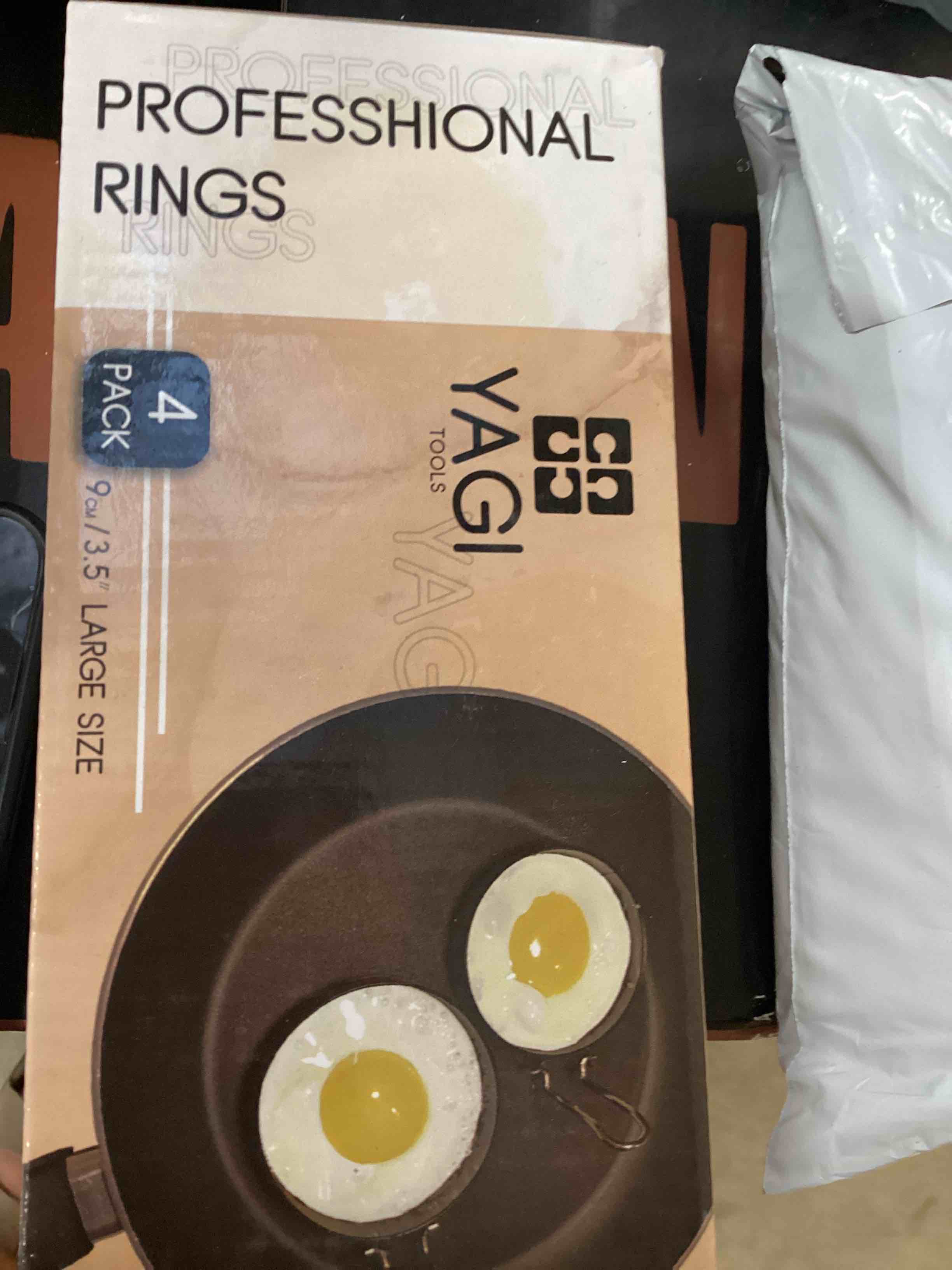 https://s3.amazonaws.com/lotting-images-prod/bidfta/GRN5237067_1695144438792.jpeg