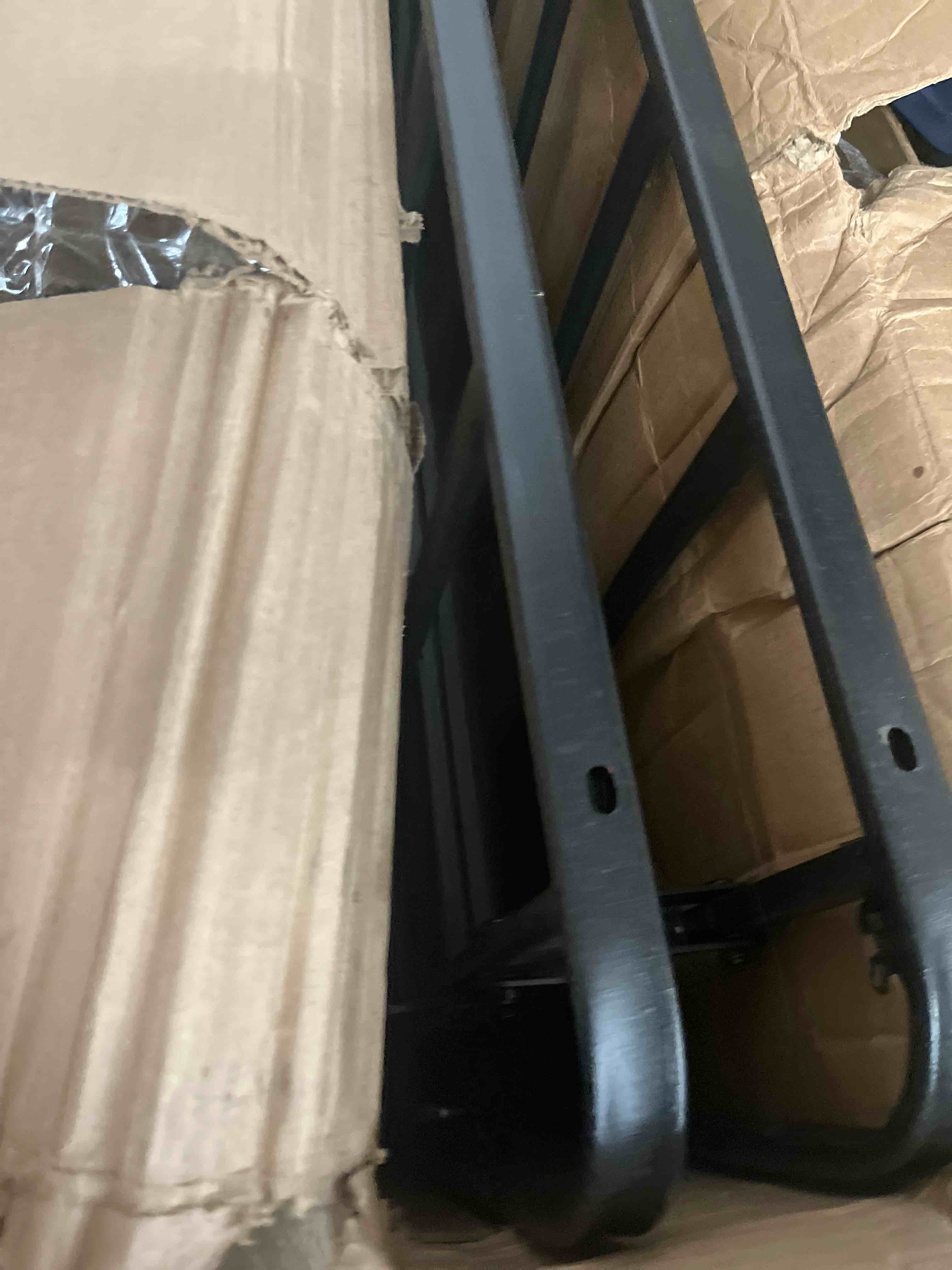 https://s3.amazonaws.com/lotting-images-prod/bidfta/GRN5237311_1695916833742.jpeg