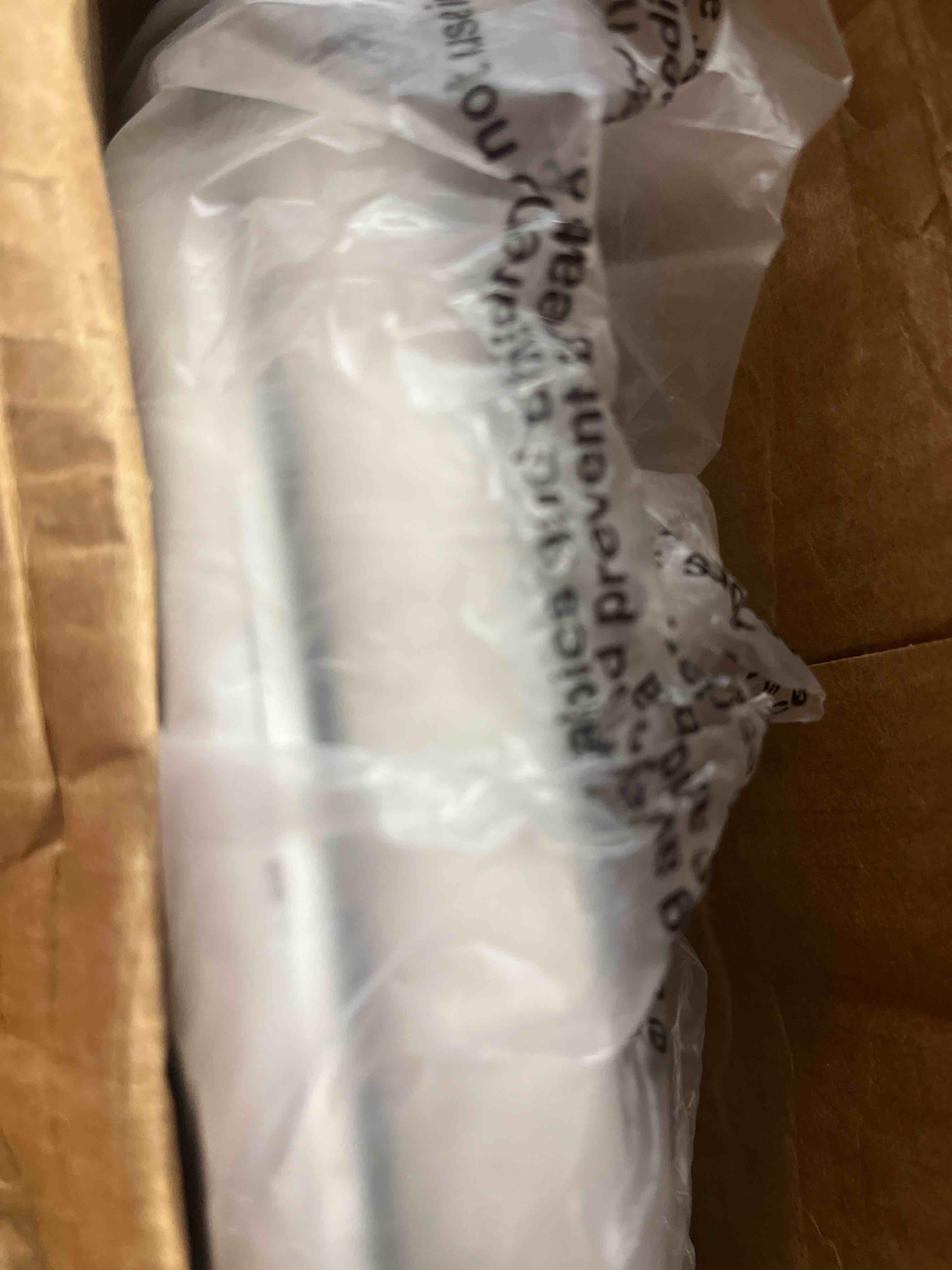 https://s3.amazonaws.com/lotting-images-prod/bidfta/GRN5237331_1695917064510.jpeg