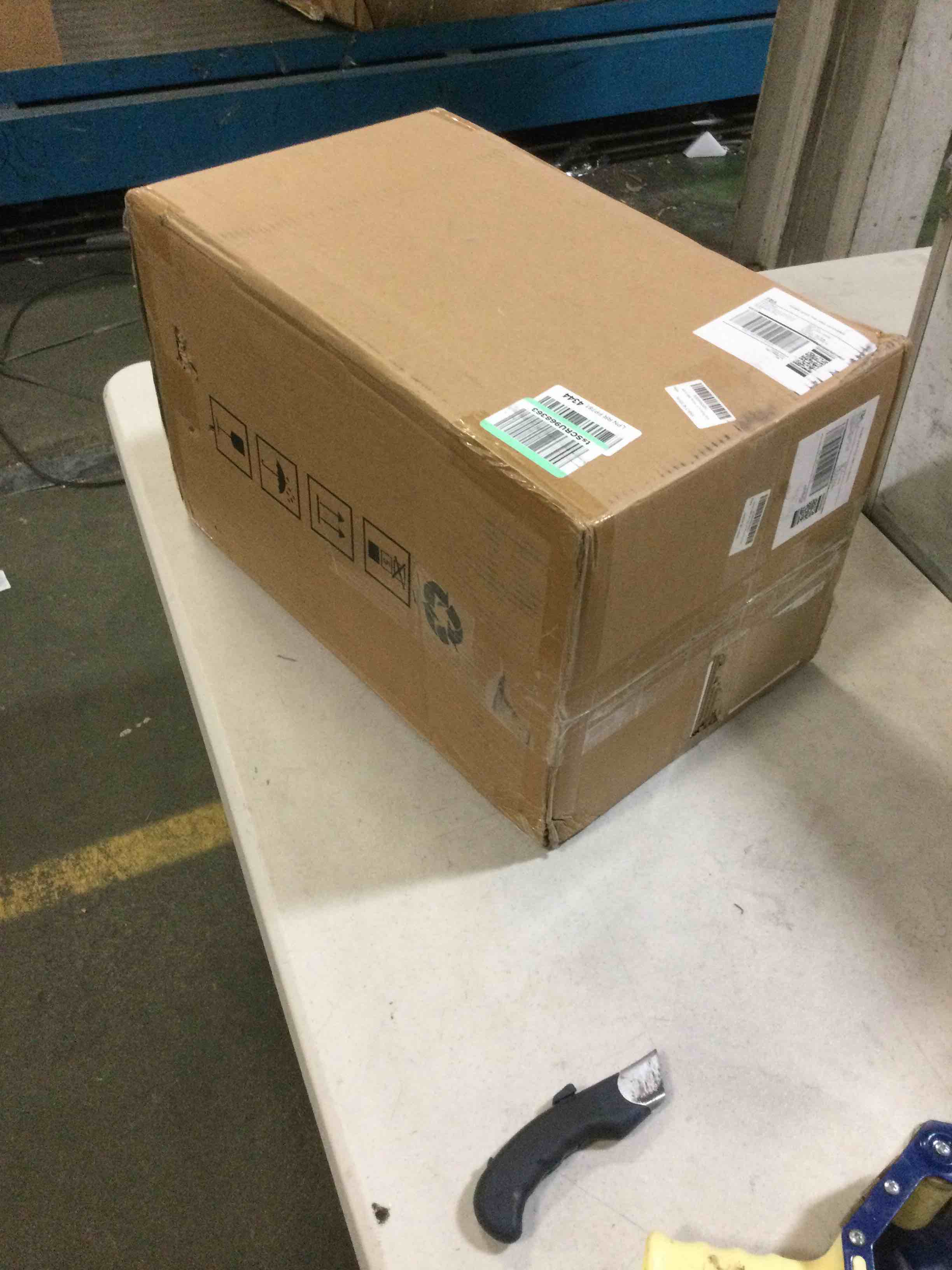 https://s3.amazonaws.com/lotting-images-prod/bidfta/GRN5239140_1693054665256.jpeg