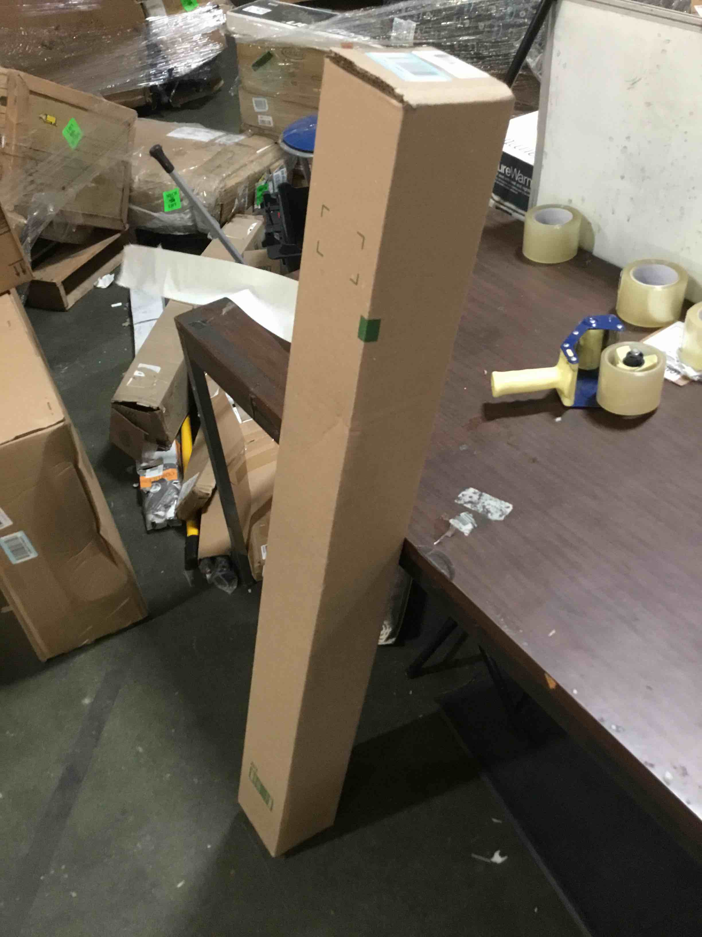 https://s3.amazonaws.com/lotting-images-prod/bidfta/GRN5239386_1693397008537.jpeg