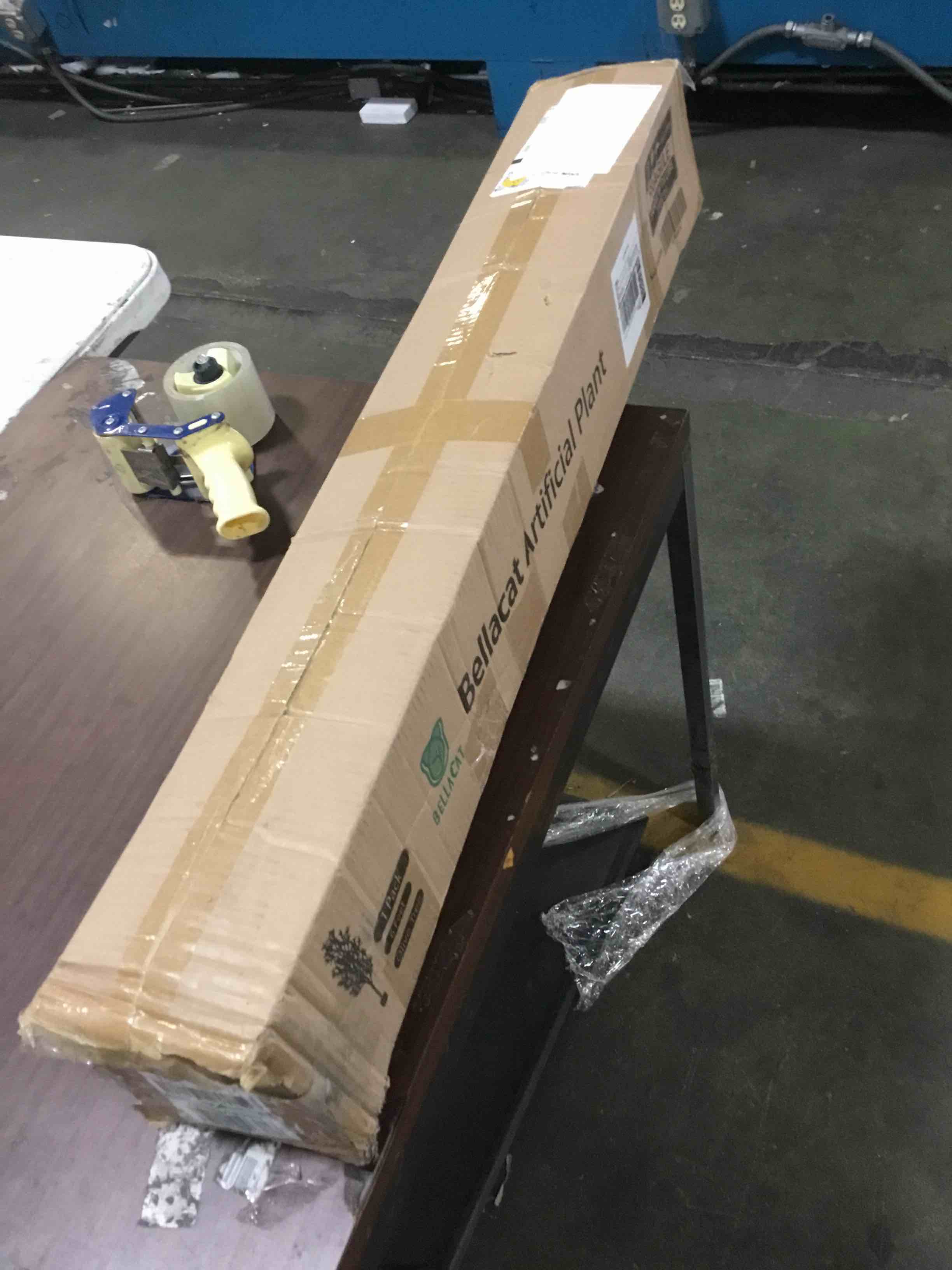 https://s3.amazonaws.com/lotting-images-prod/bidfta/GRN5239506_1693424060318.jpeg