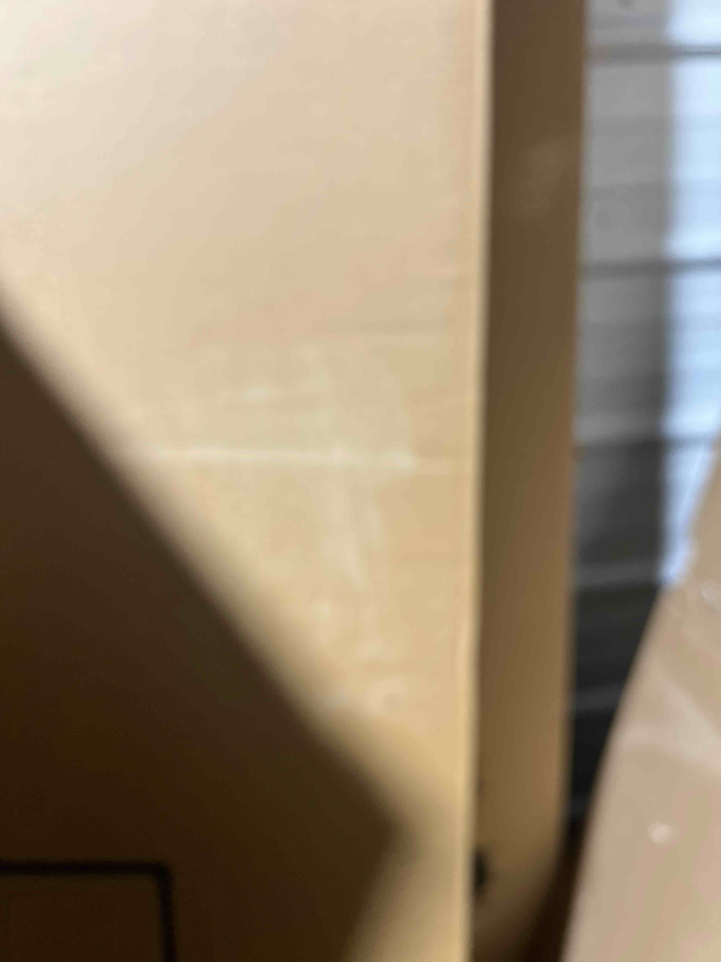 https://s3.amazonaws.com/lotting-images-prod/bidfta/GRN5240139_1694404532573.jpeg