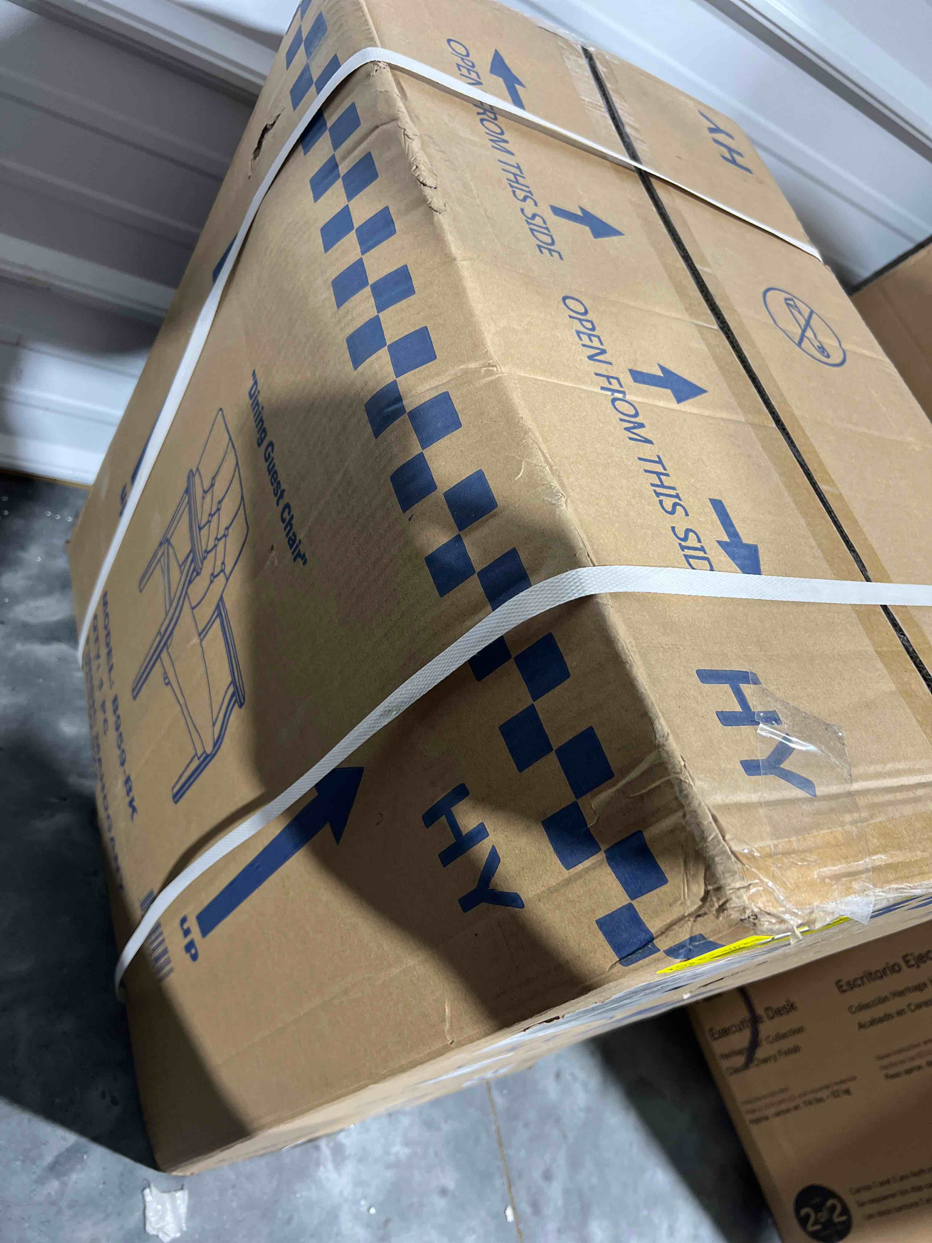 https://s3.amazonaws.com/lotting-images-prod/bidfta/GRN5240141_1694405345228.jpeg