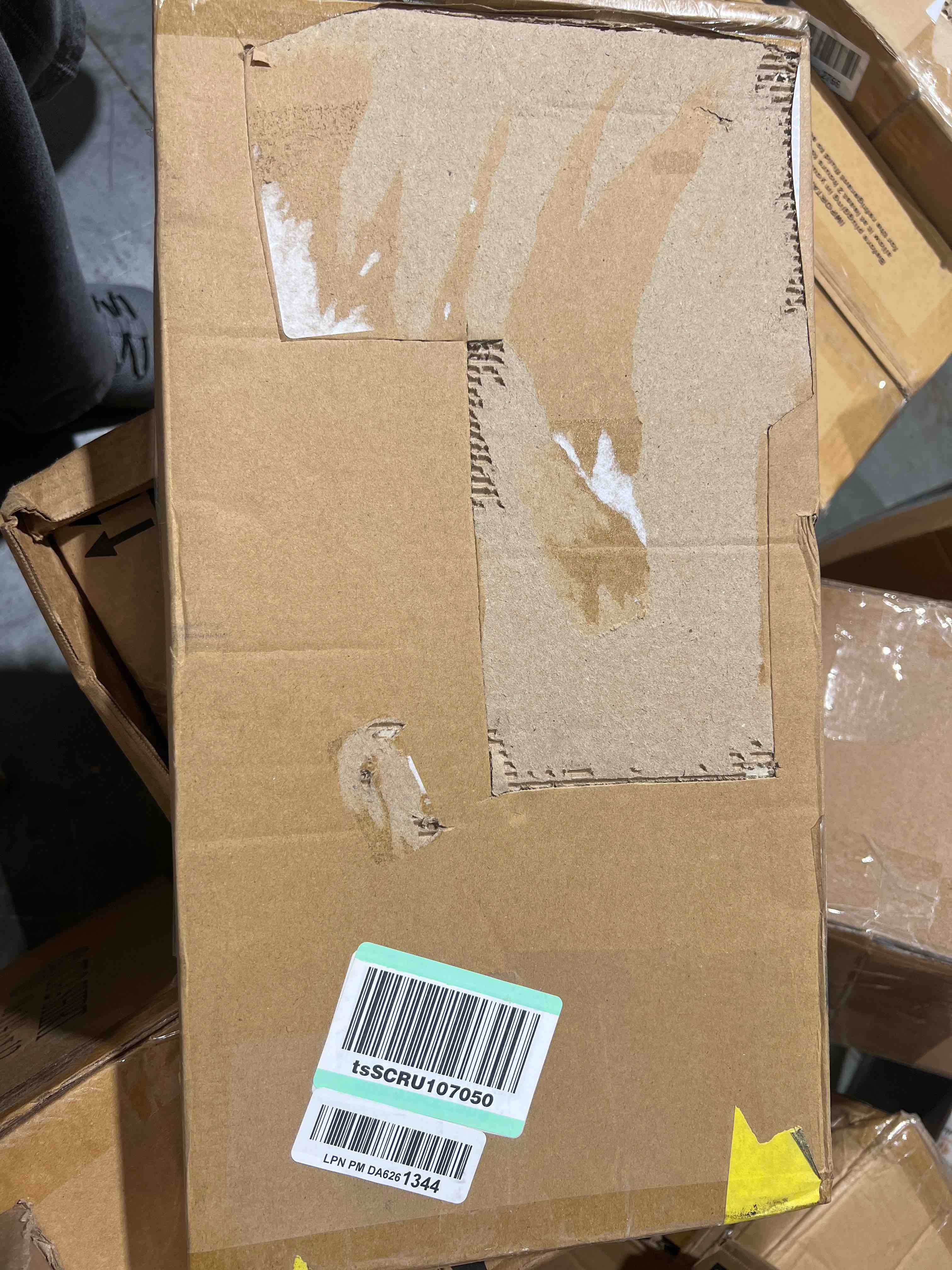 https://s3.amazonaws.com/lotting-images-prod/bidfta/GRN5240872_1698451451845.jpeg