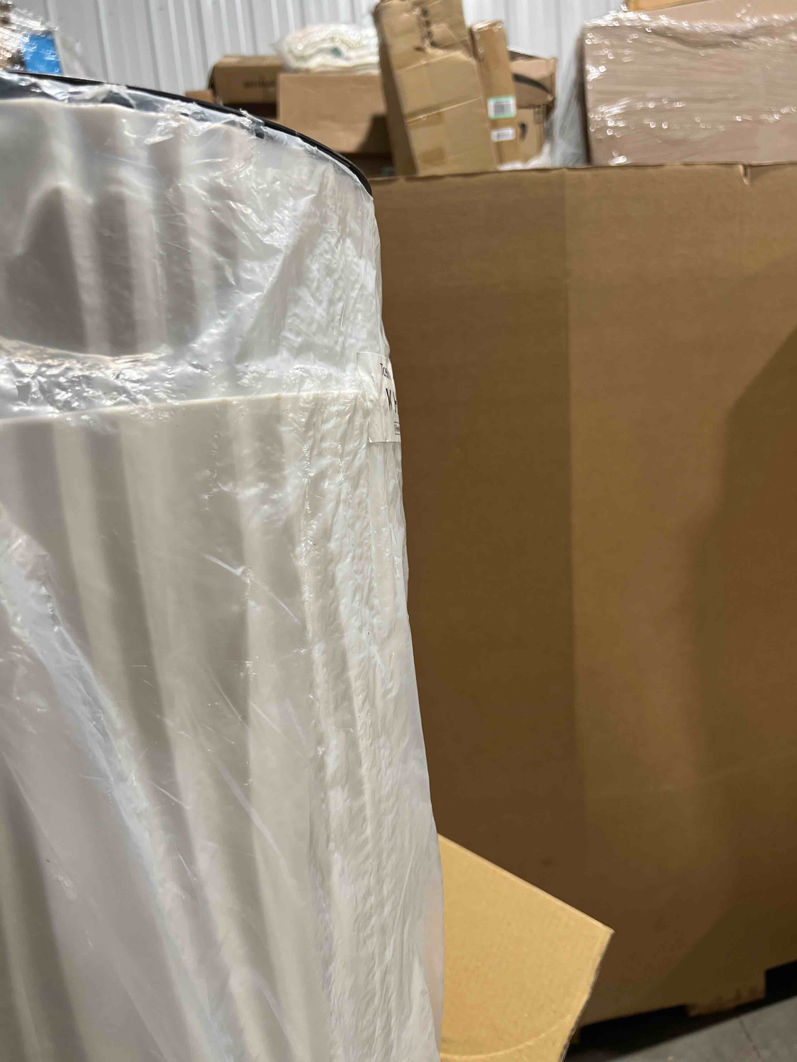 https://s3.amazonaws.com/lotting-images-prod/bidfta/GRN5241109_1699149954836.jpeg