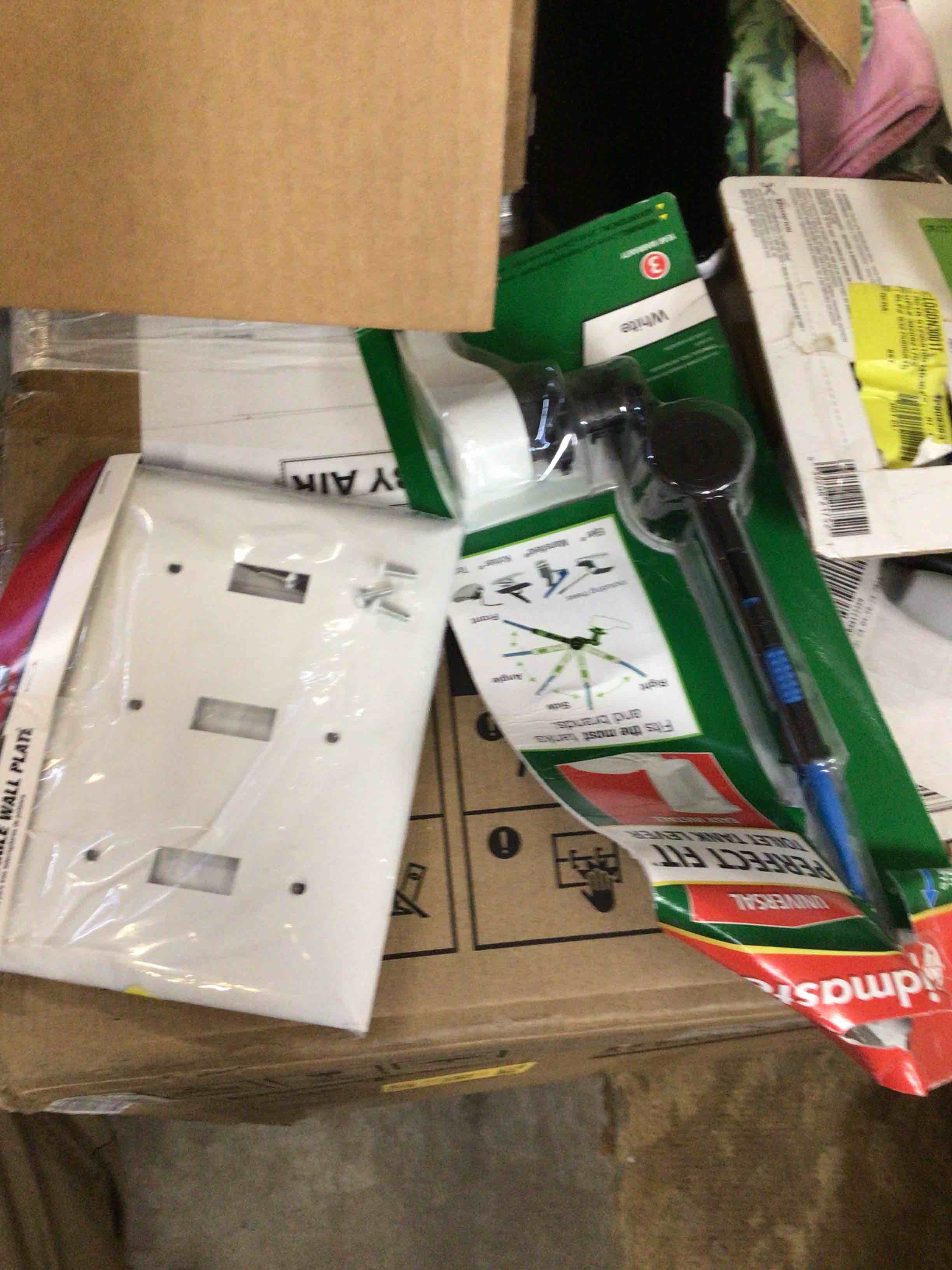 https://s3.amazonaws.com/lotting-images-prod/bidfta/GRN5241603_1693743733894.jpeg