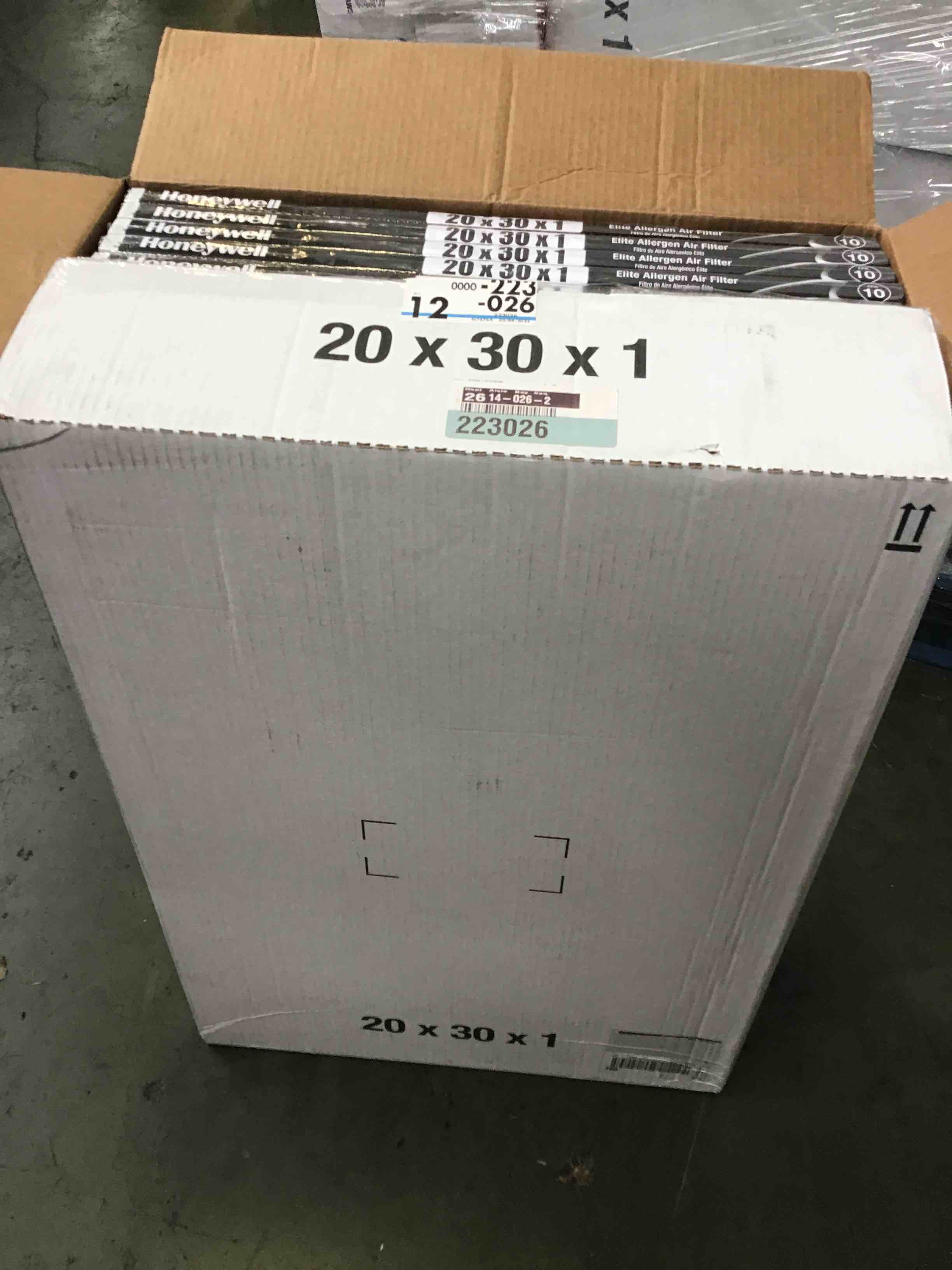 https://s3.amazonaws.com/lotting-images-prod/bidfta/GRN5243201_1691429644563.jpeg