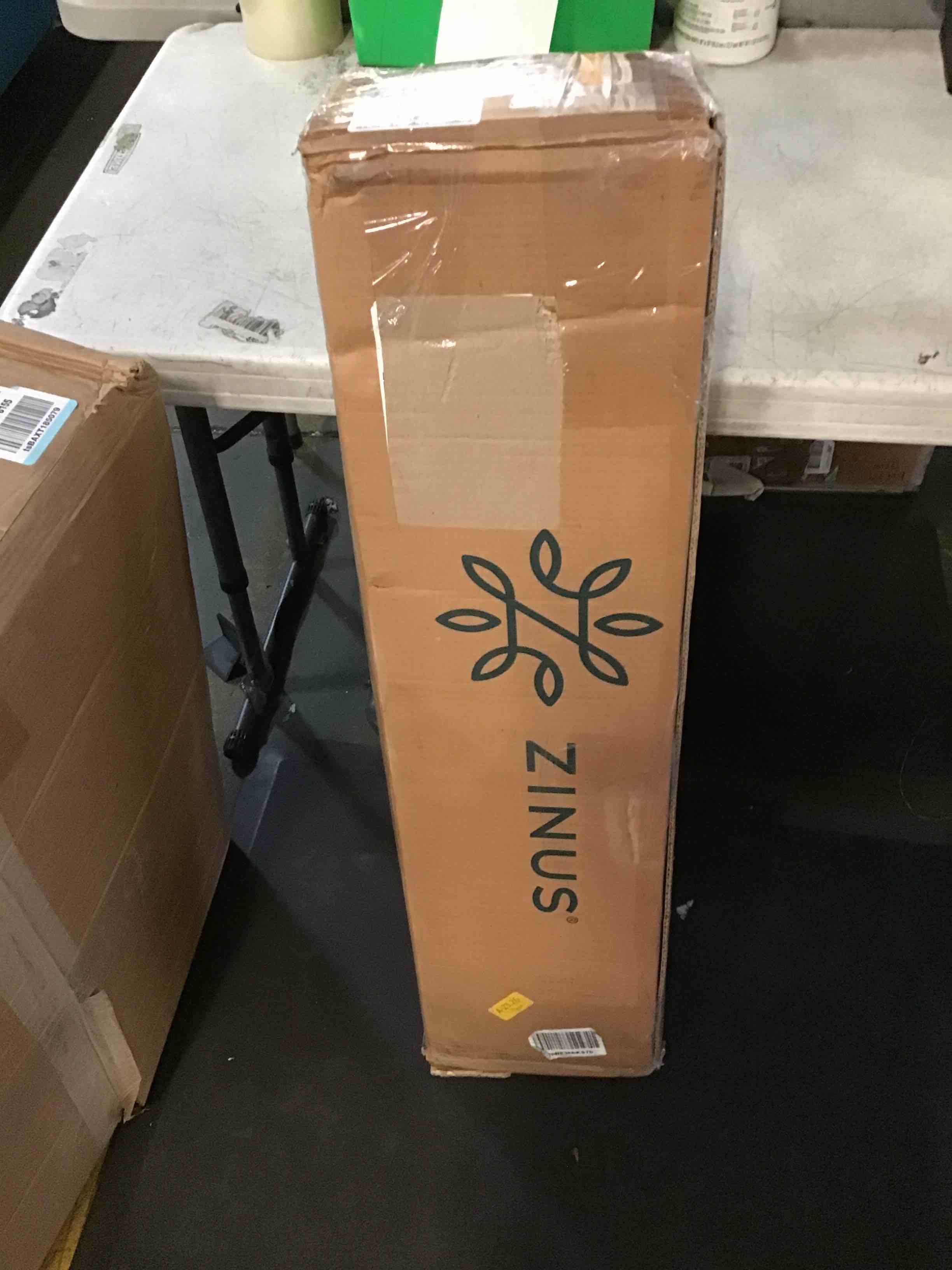 https://s3.amazonaws.com/lotting-images-prod/bidfta/GRN5248018_1692186764162.jpeg