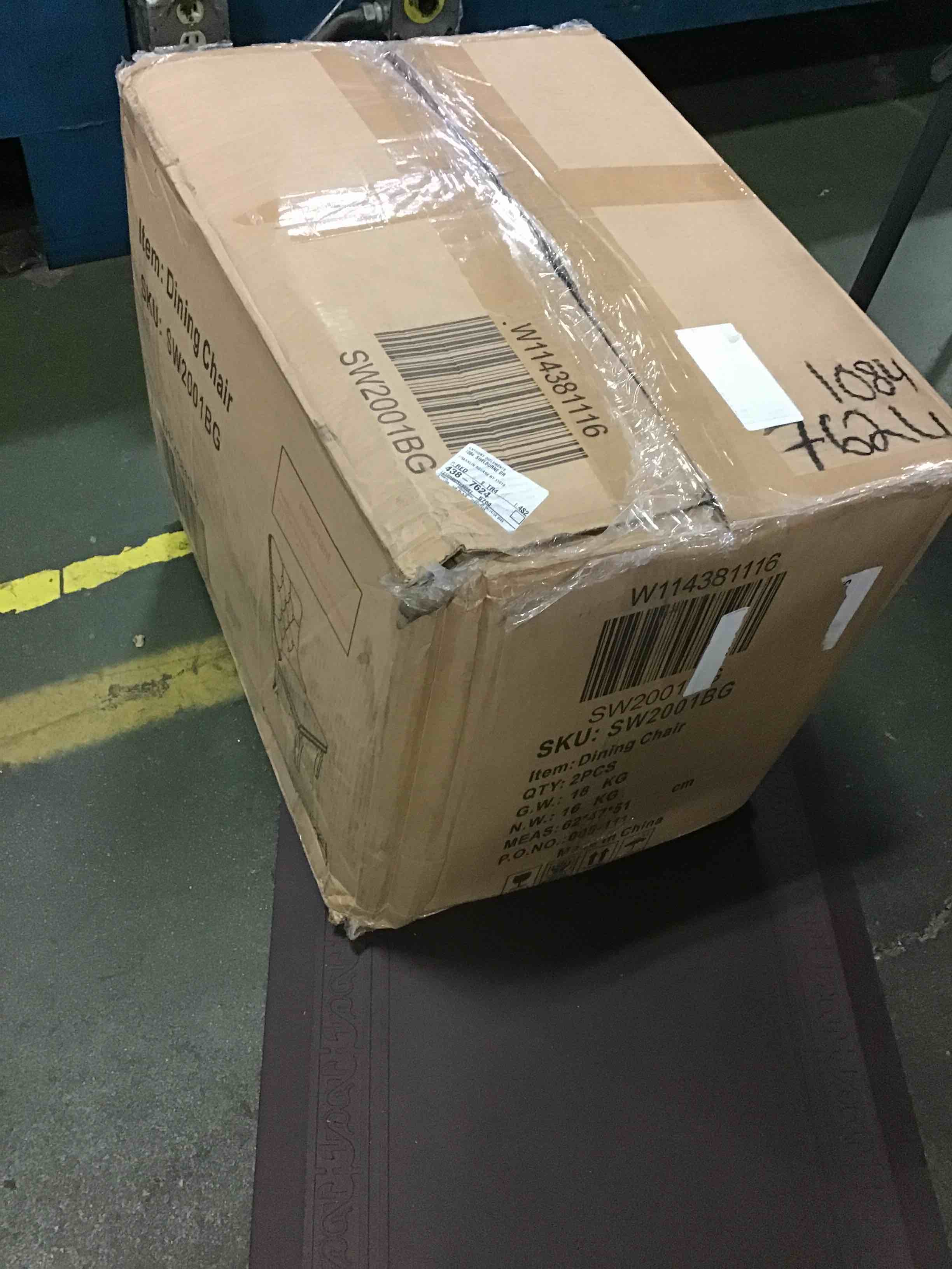 https://s3.amazonaws.com/lotting-images-prod/bidfta/GRN5248511_1692706623803.jpeg