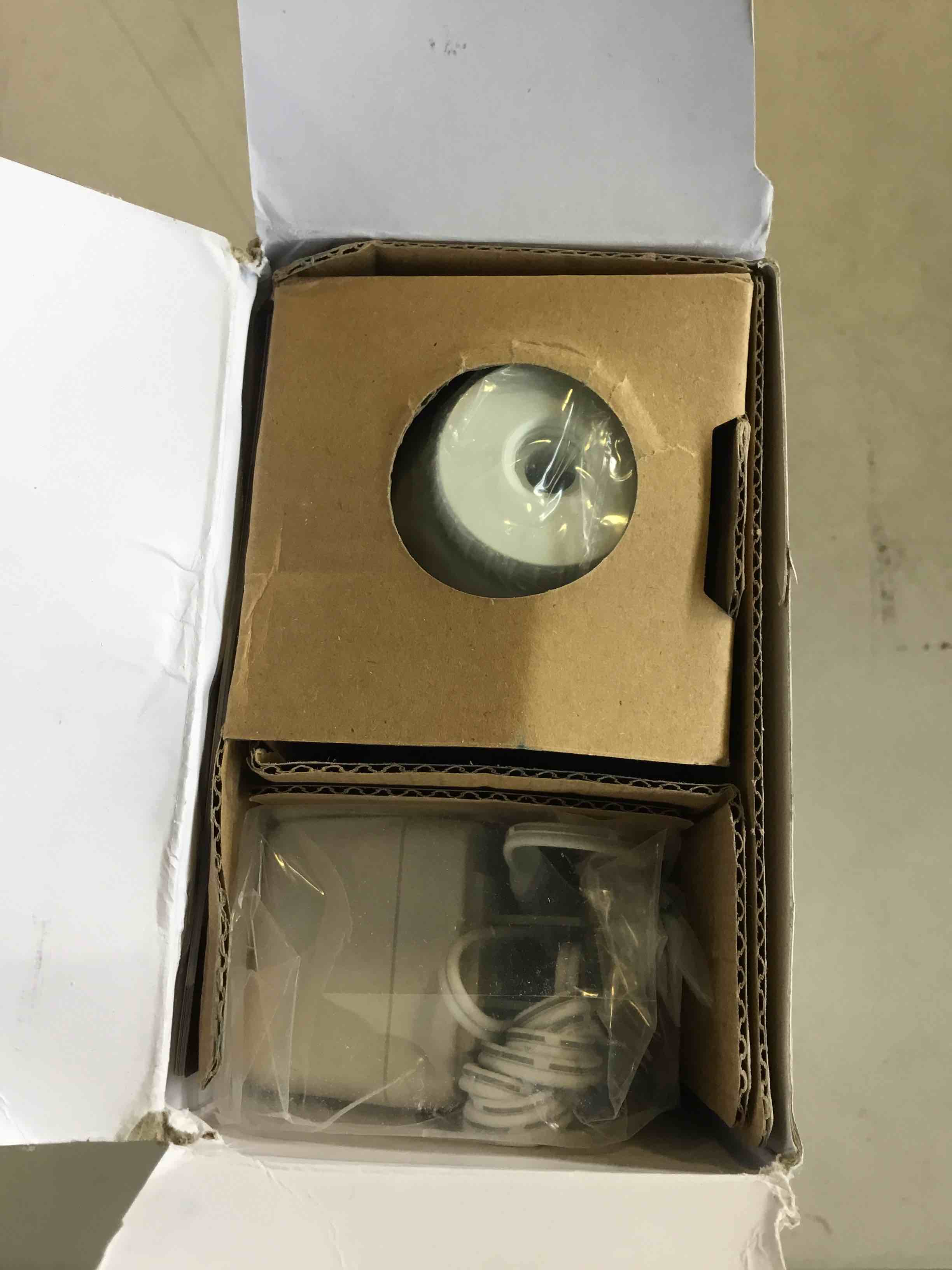 https://s3.amazonaws.com/lotting-images-prod/bidfta/GRN5249977_1692200757390.jpeg
