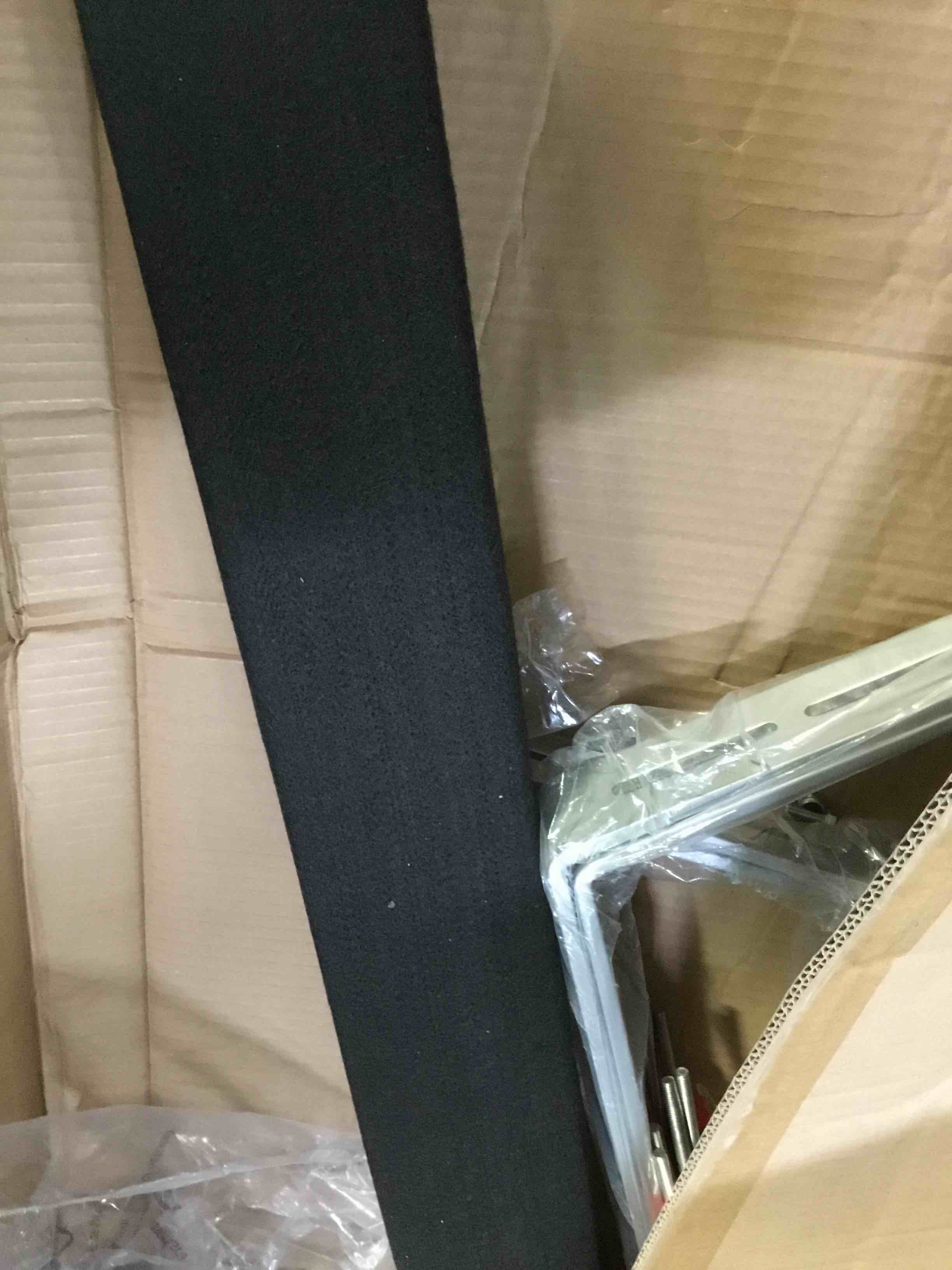 https://s3.amazonaws.com/lotting-images-prod/bidfta/GRN5252492_1689865607980.jpeg