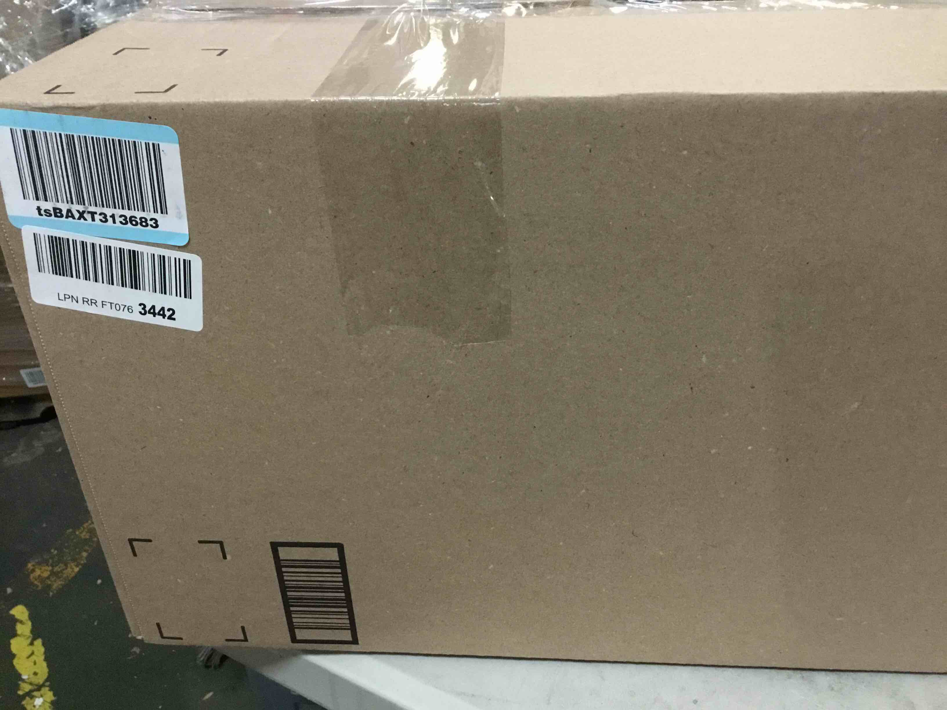 https://s3.amazonaws.com/lotting-images-prod/bidfta/GRN5254603_1690228715223.jpeg