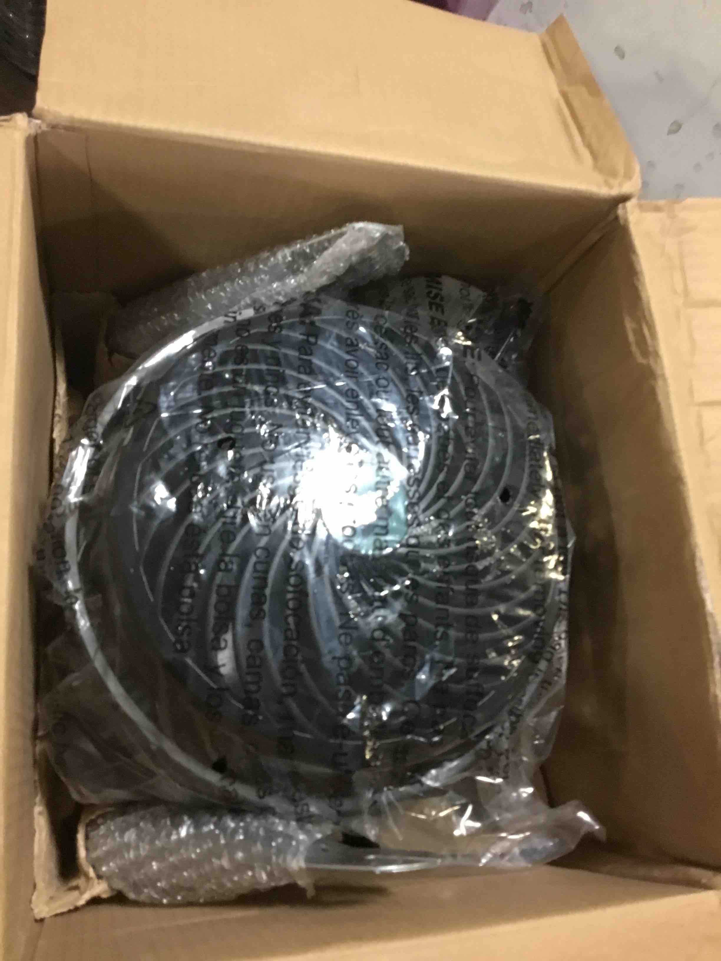 https://s3.amazonaws.com/lotting-images-prod/bidfta/GRN5254763_1690816529508.jpeg