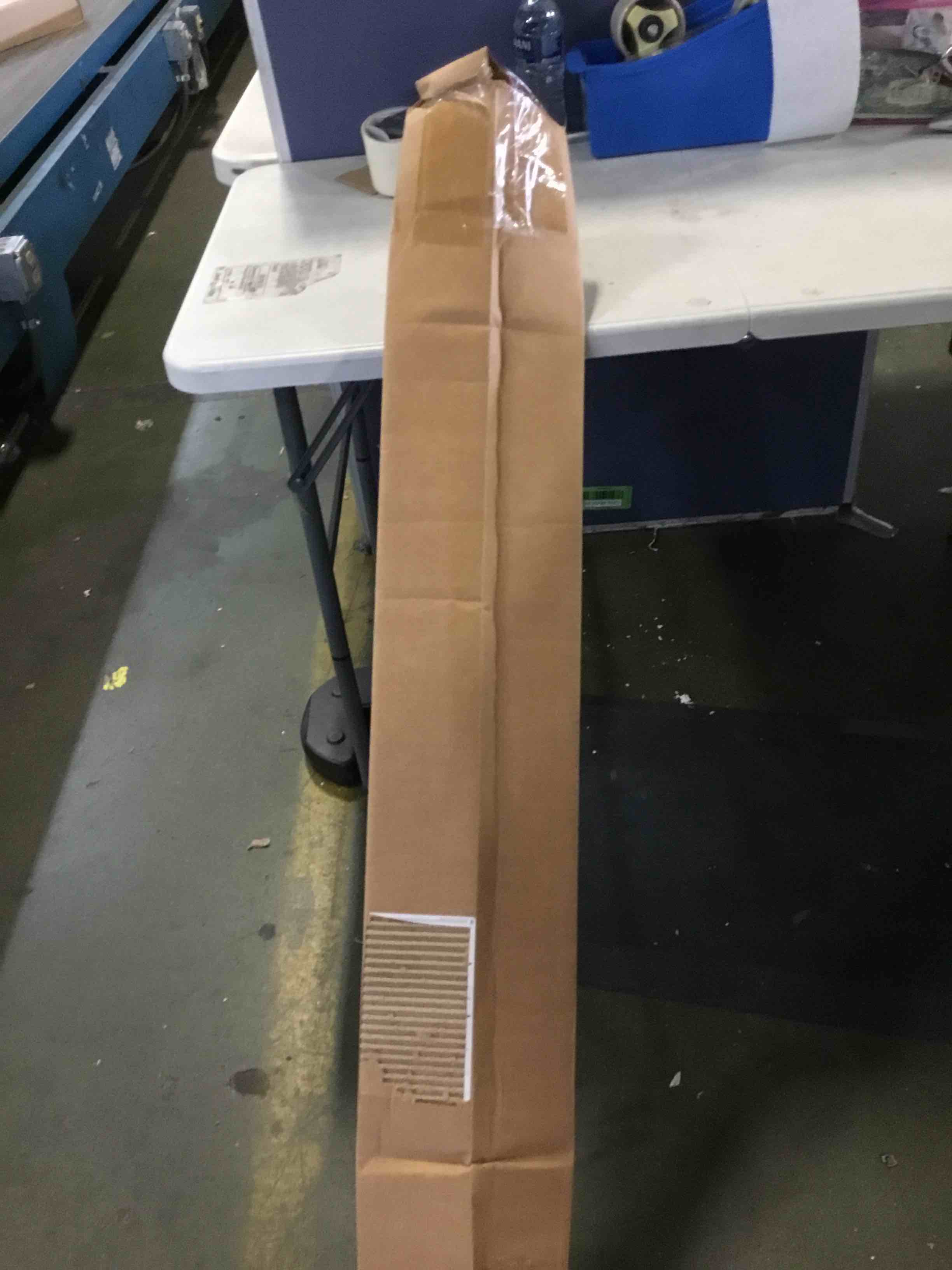 https://s3.amazonaws.com/lotting-images-prod/bidfta/GRN5256138_1691068124551.jpeg