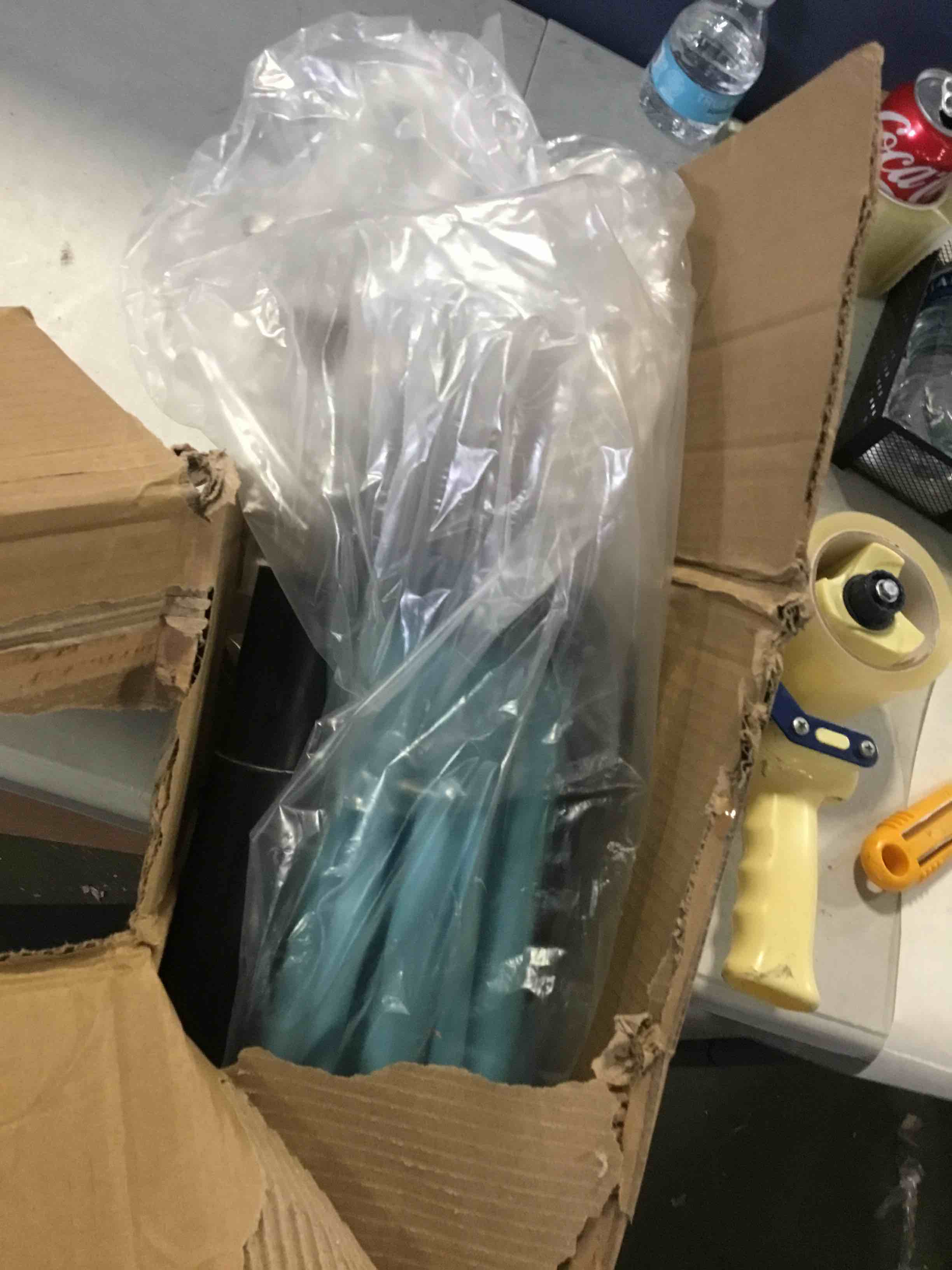 https://s3.amazonaws.com/lotting-images-prod/bidfta/GRN5256265_1691170349481.jpeg