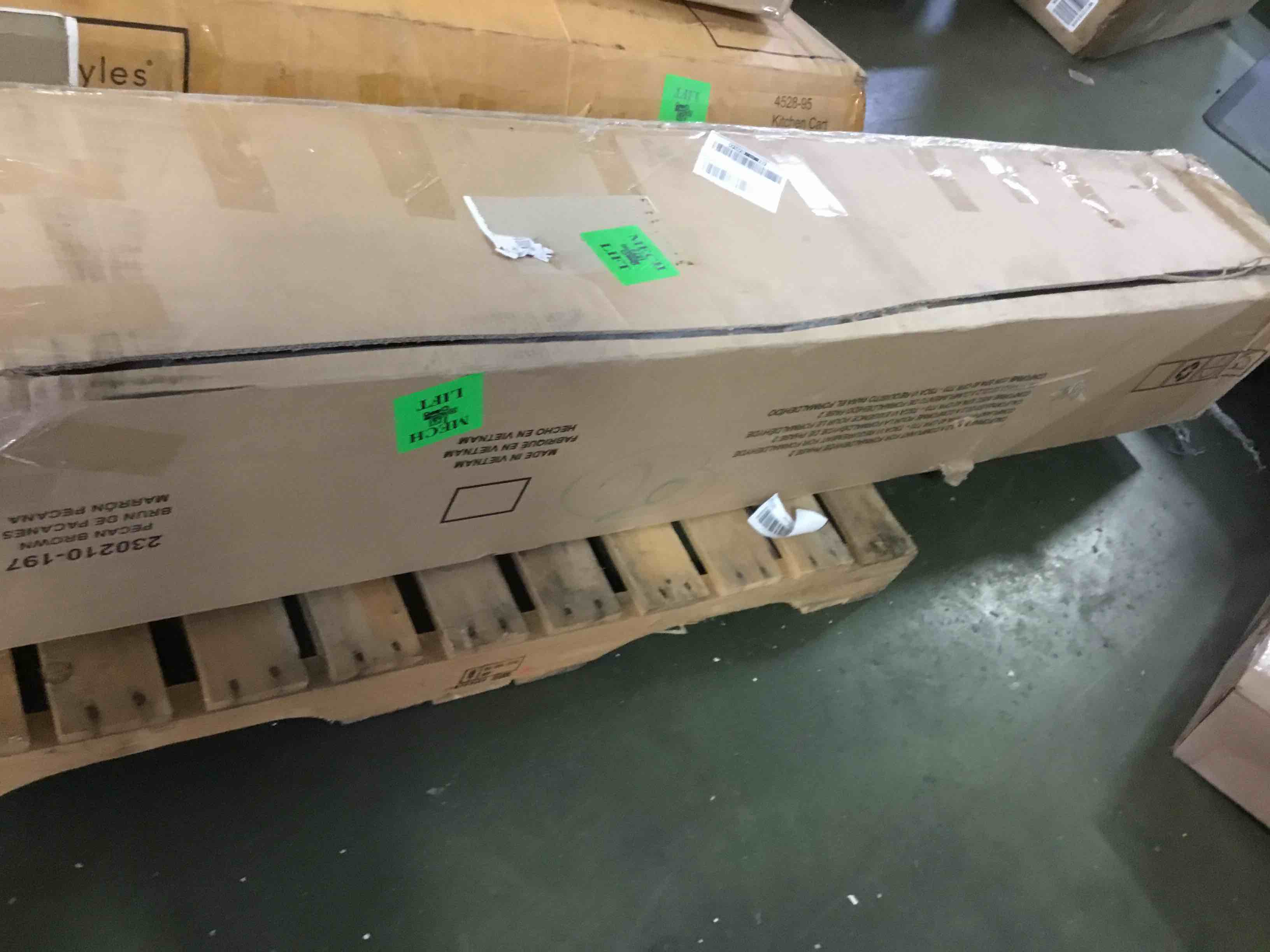 https://s3.amazonaws.com/lotting-images-prod/bidfta/GRN5256429_1691331267220.jpeg