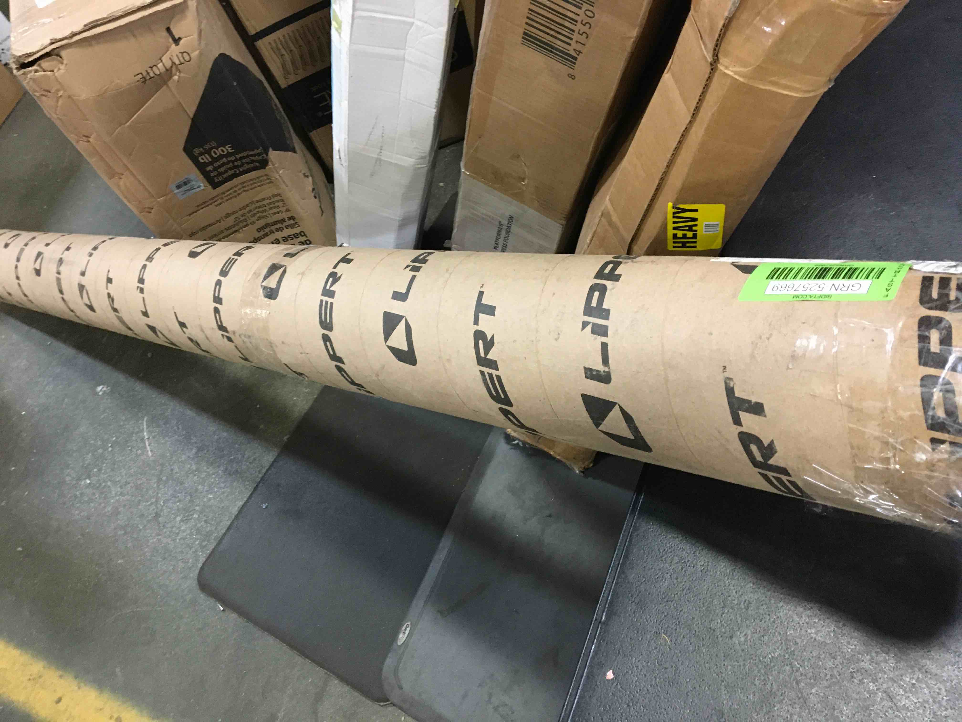 https://s3.amazonaws.com/lotting-images-prod/bidfta/GRN5257669_1690892250545.jpeg