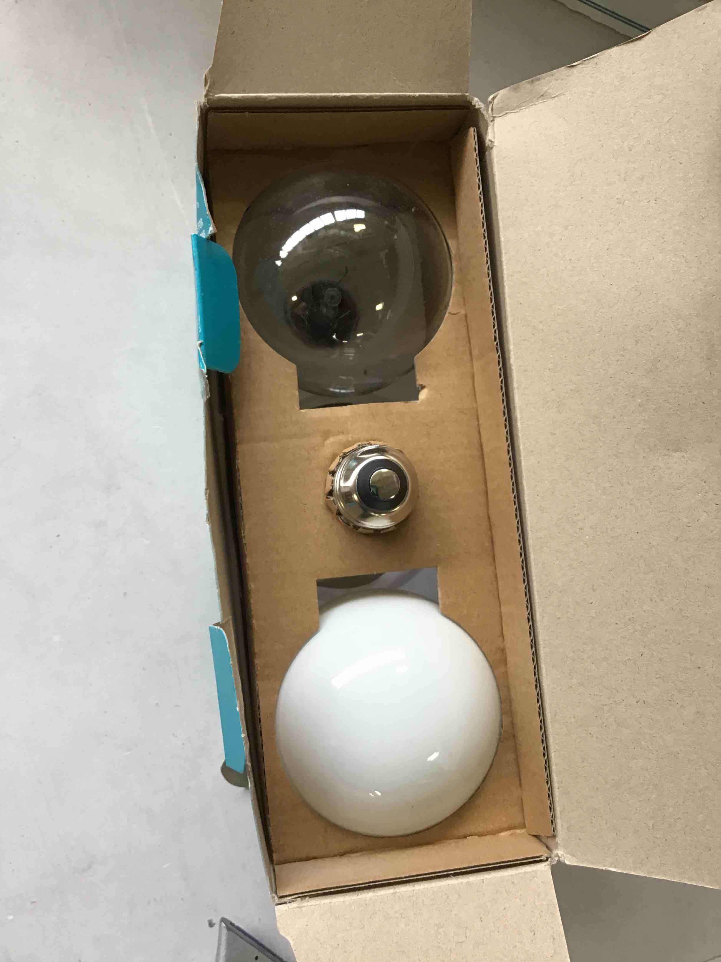 https://s3.amazonaws.com/lotting-images-prod/bidfta/GRN5259243_1690397023296.jpeg
