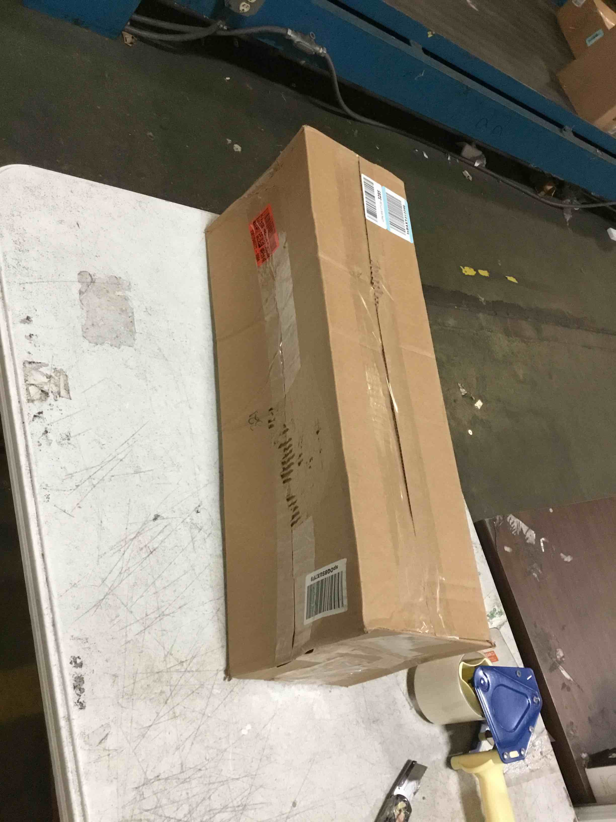 https://s3.amazonaws.com/lotting-images-prod/bidfta/GRN5259903_1690285745230.jpeg