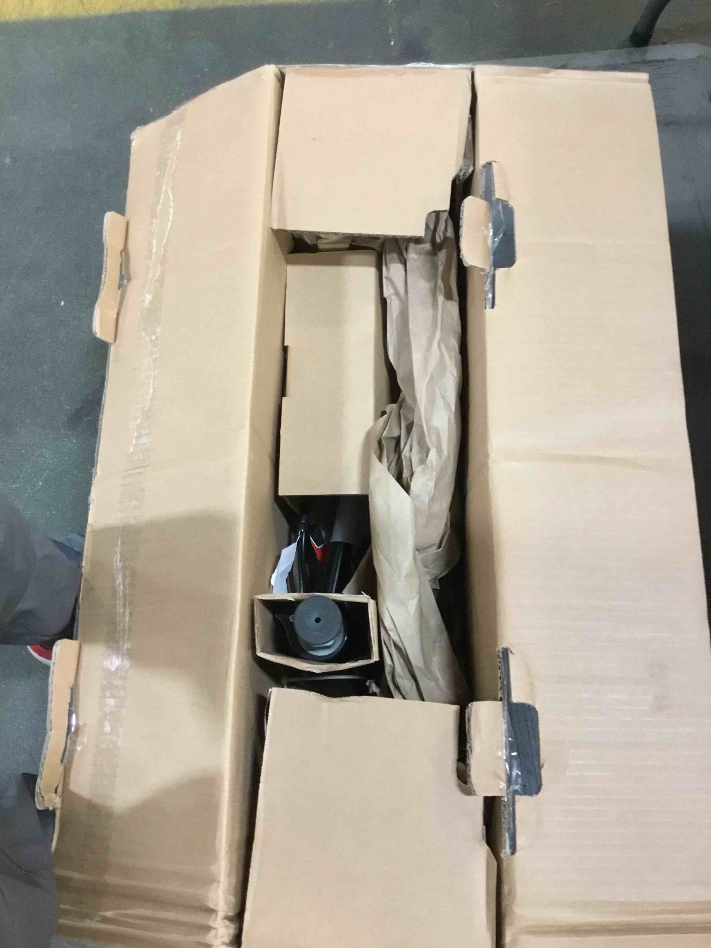 https://s3.amazonaws.com/lotting-images-prod/bidfta/GRN5260291_1690472840115.jpeg
