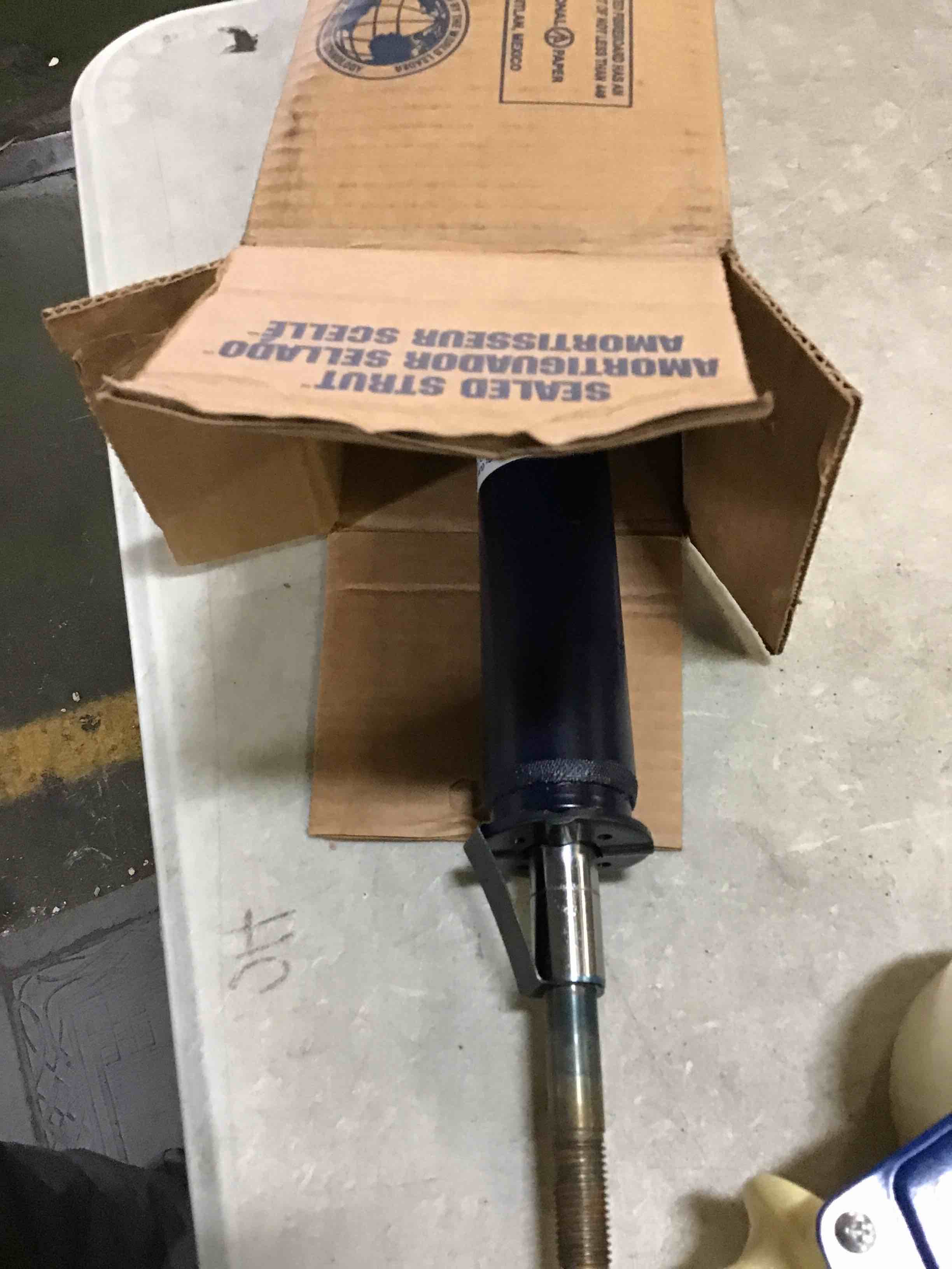 https://s3.amazonaws.com/lotting-images-prod/bidfta/GRN5260460_1690556338502.jpeg