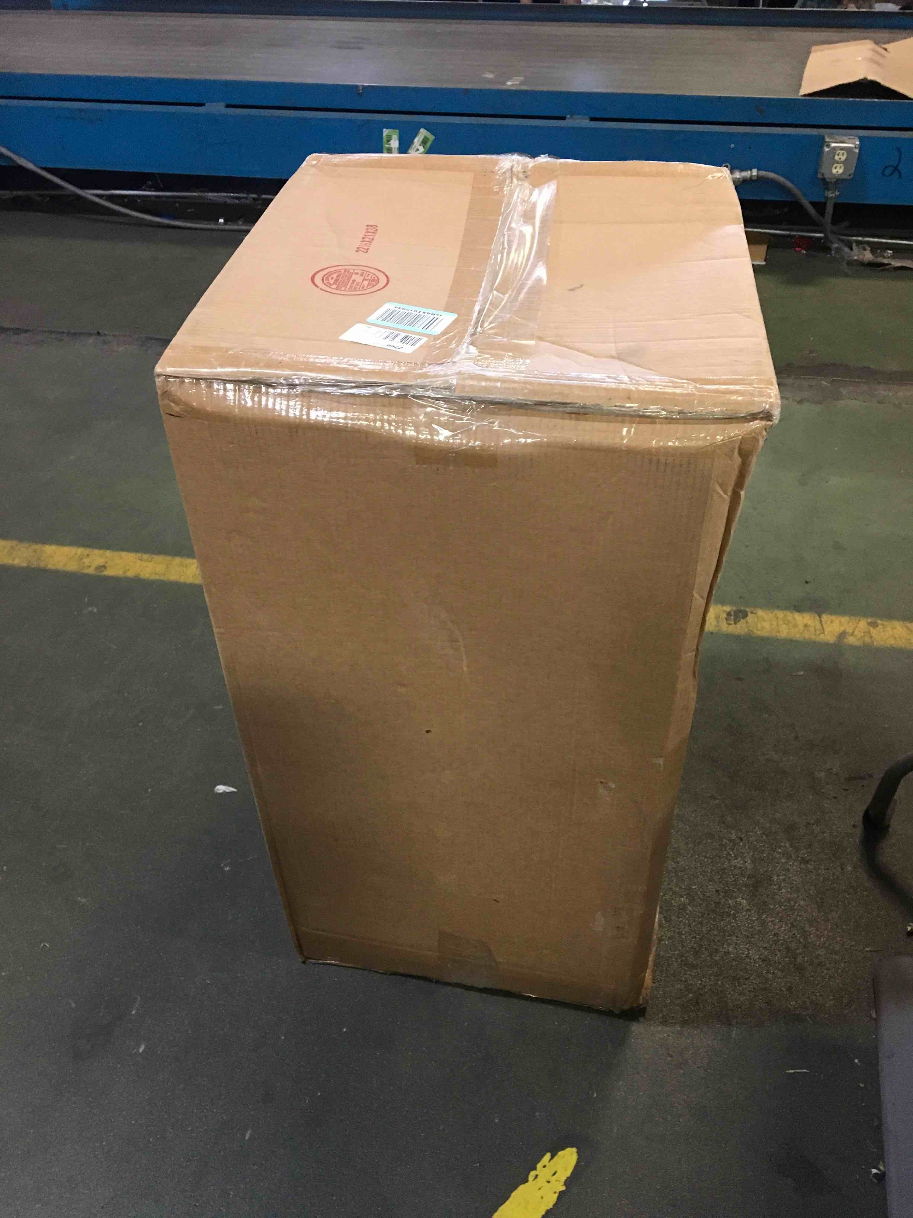 https://s3.amazonaws.com/lotting-images-prod/bidfta/GRN5260608_1690813993087.jpeg