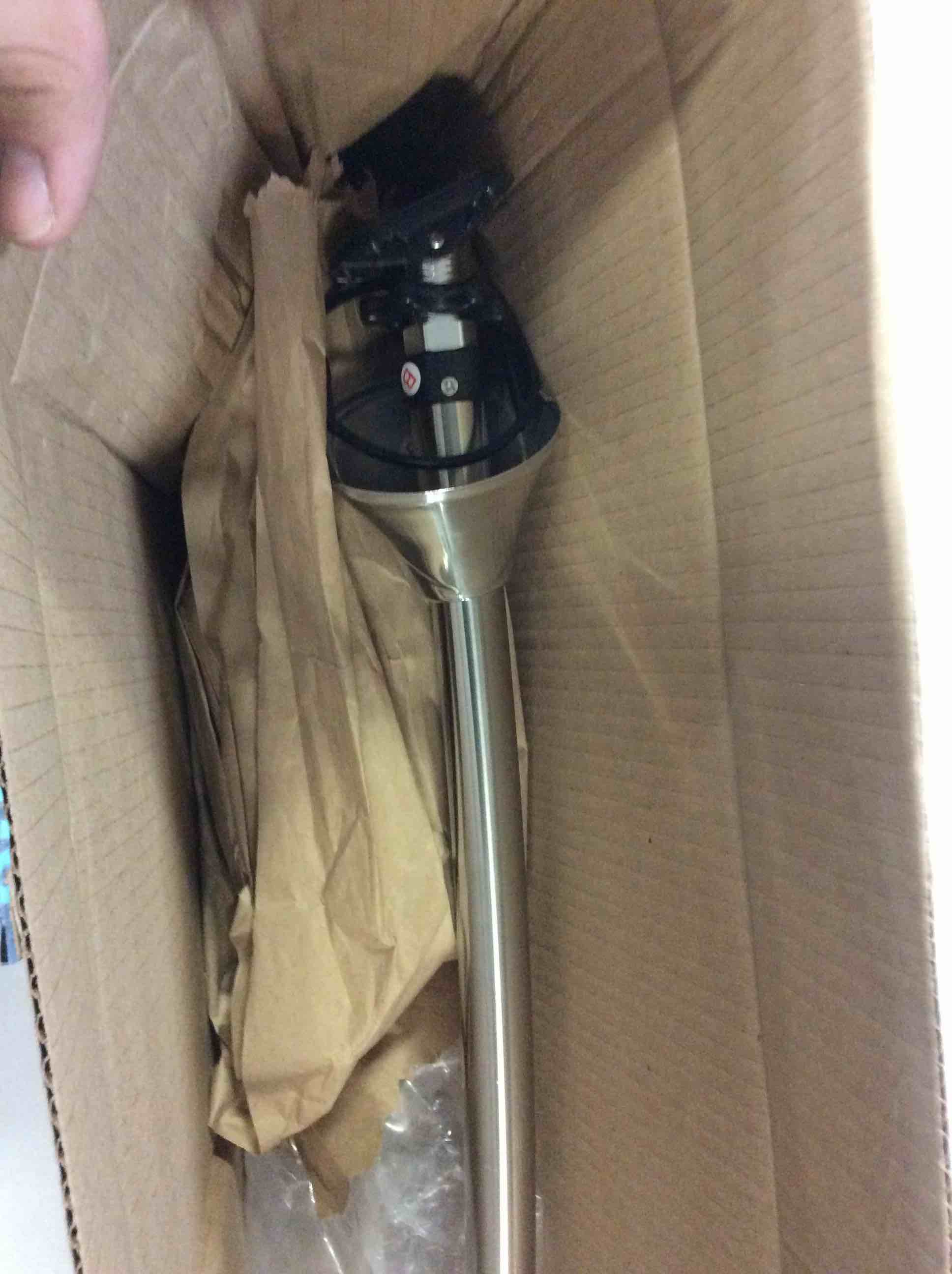 https://s3.amazonaws.com/lotting-images-prod/bidfta/GRN5260756_1690901493983.jpeg