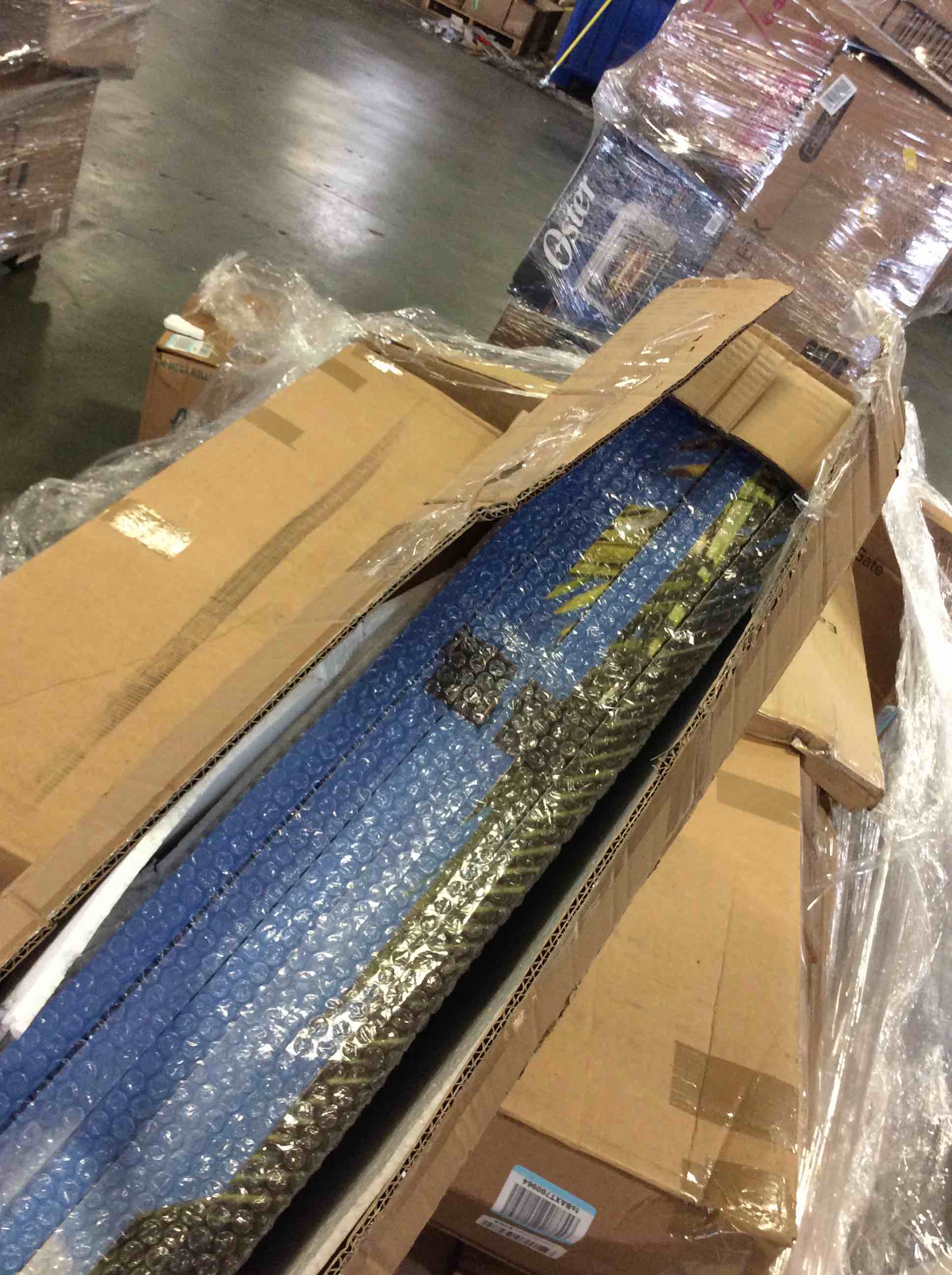 https://s3.amazonaws.com/lotting-images-prod/bidfta/GRN5260779_1690906132441.jpeg