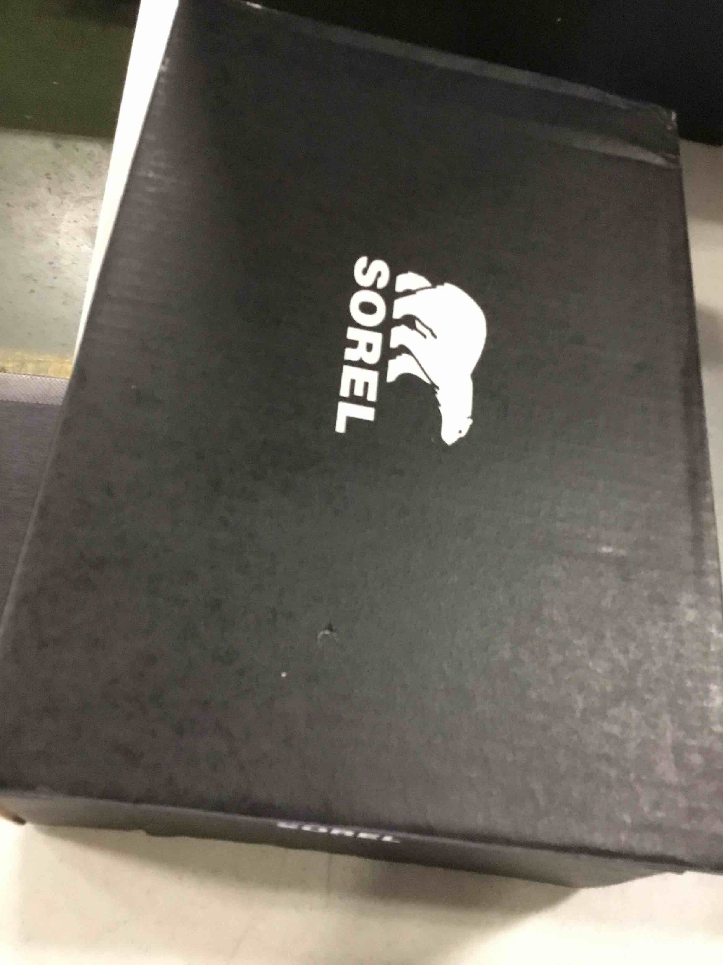 https://s3.amazonaws.com/lotting-images-prod/bidfta/GRN5261853_1690905254196.jpeg