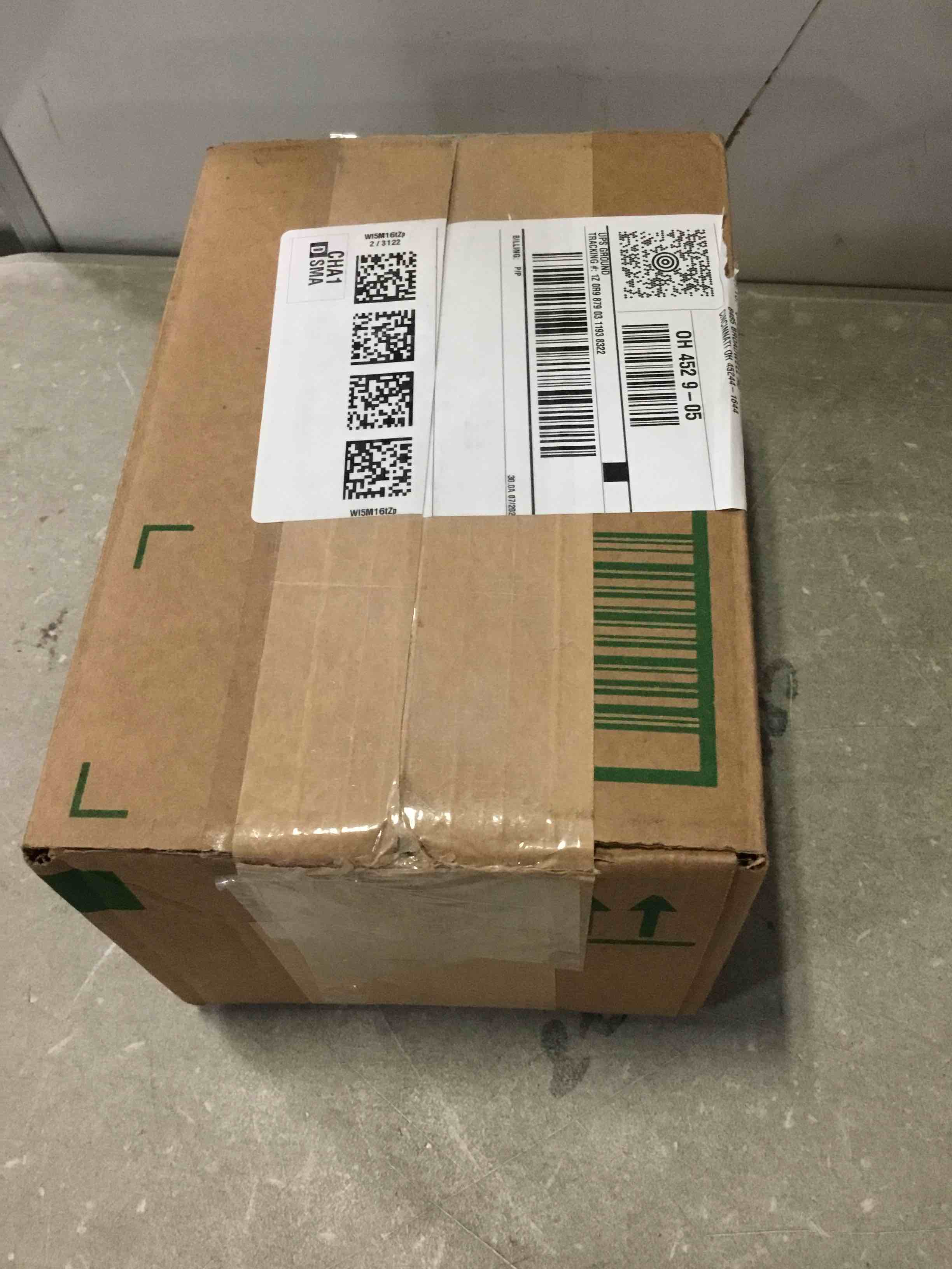 https://s3.amazonaws.com/lotting-images-prod/bidfta/GRN5262147_1691004562433.jpeg