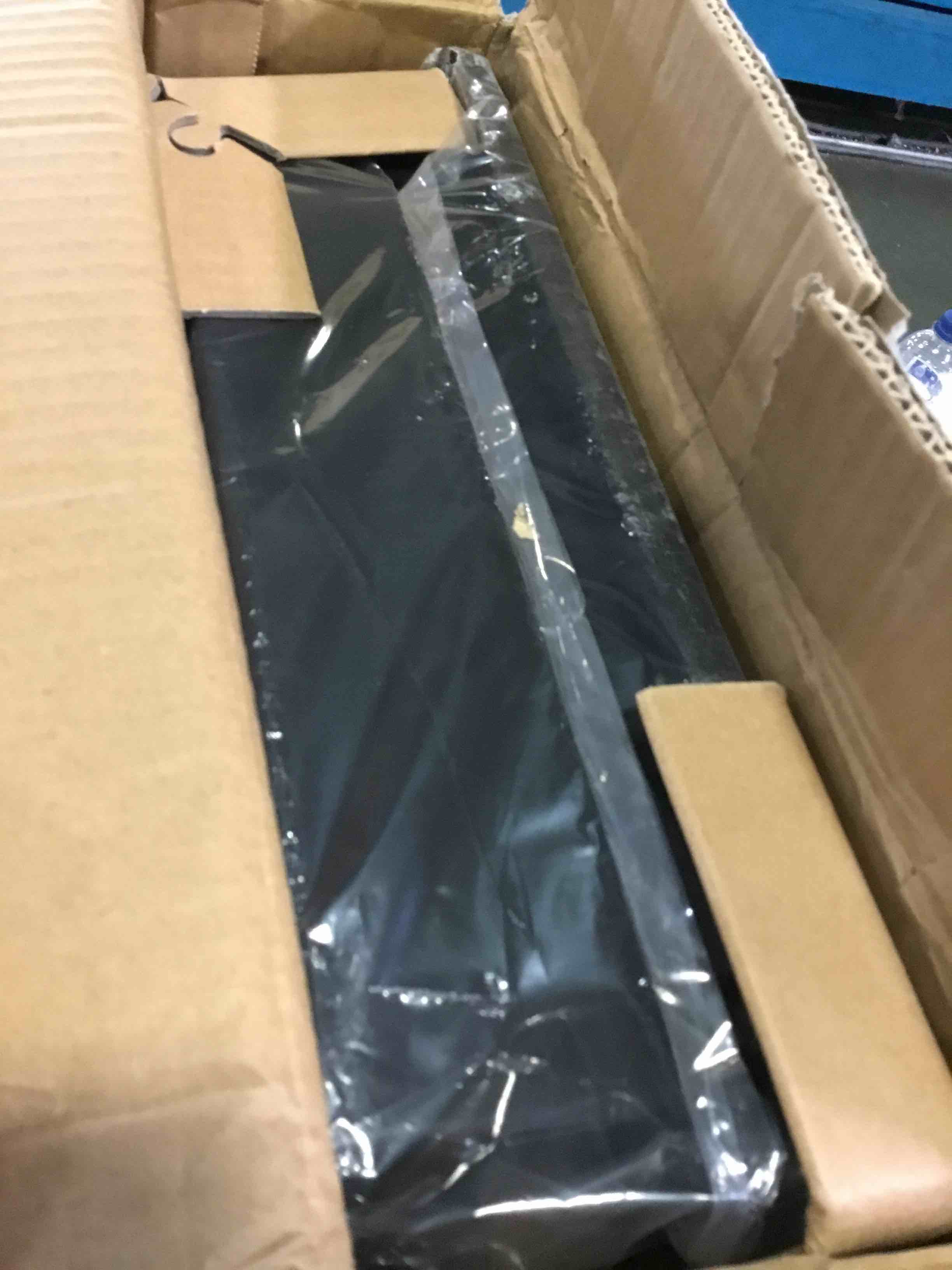 https://s3.amazonaws.com/lotting-images-prod/bidfta/GRN5264338_1690295500939.jpeg