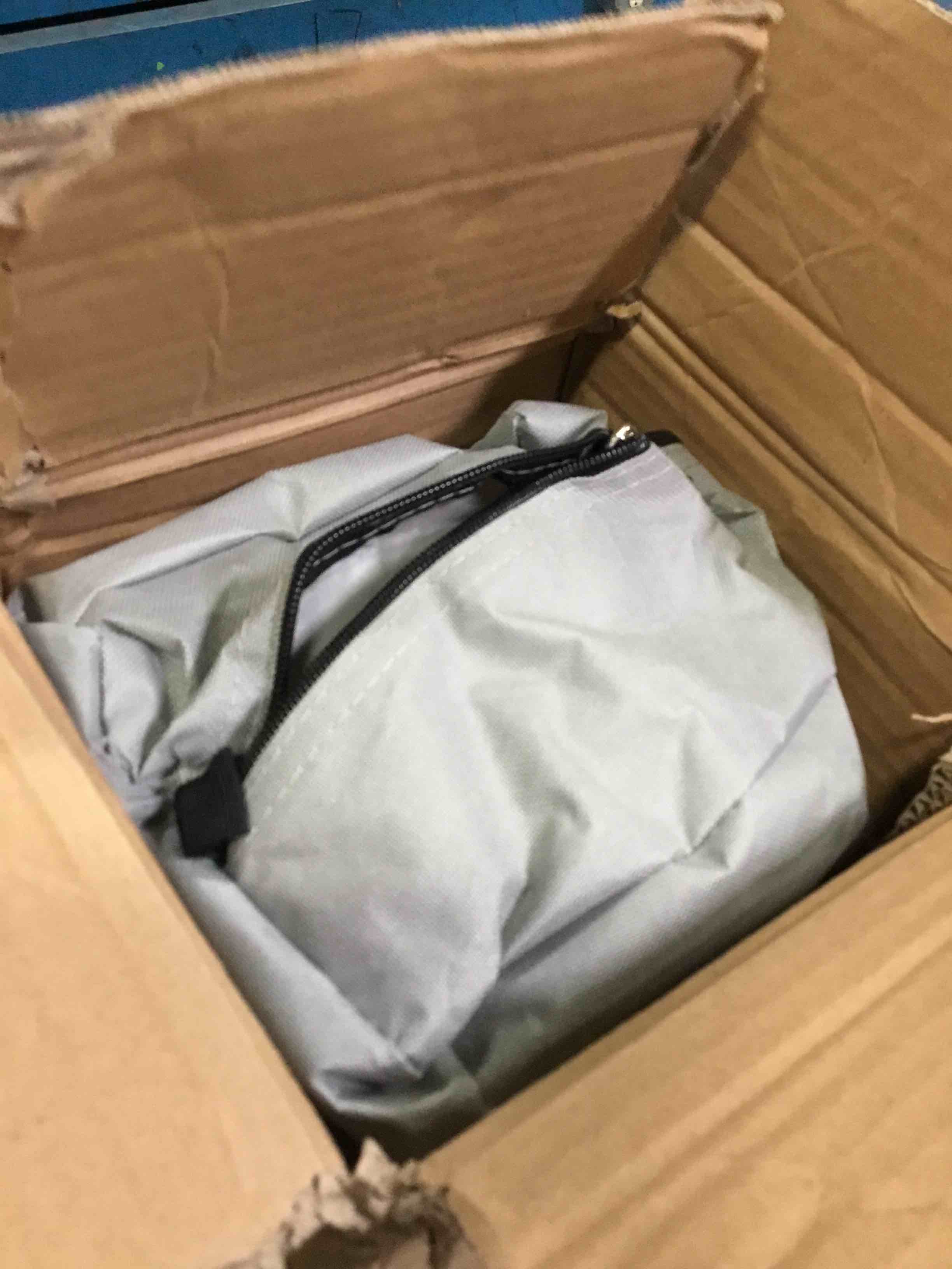 https://s3.amazonaws.com/lotting-images-prod/bidfta/GRN5265110_1690917585558.jpeg