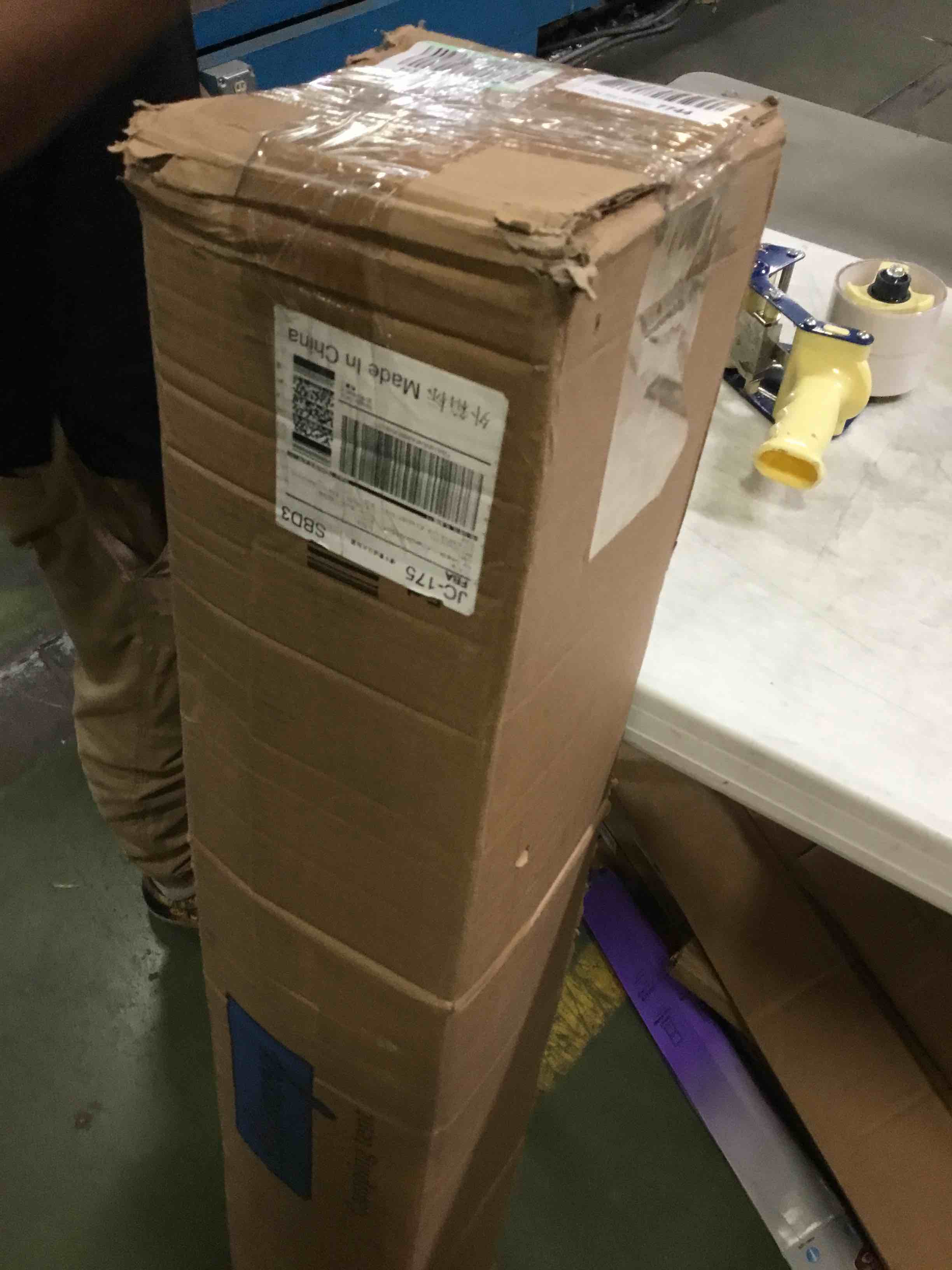 https://s3.amazonaws.com/lotting-images-prod/bidfta/GRN5265110_1690917604822.jpeg