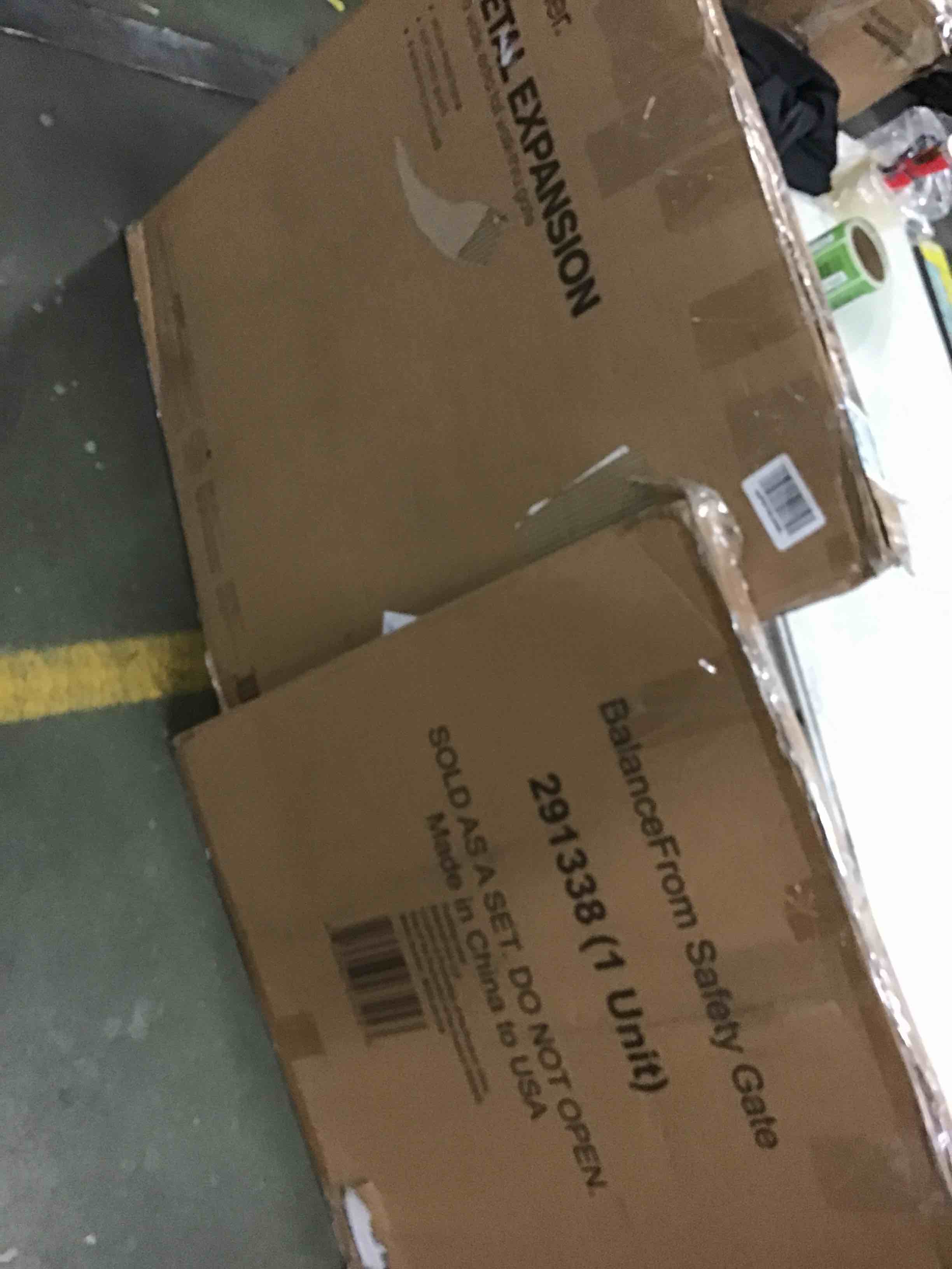 https://s3.amazonaws.com/lotting-images-prod/bidfta/GRN5265325_1691065305080.jpeg
